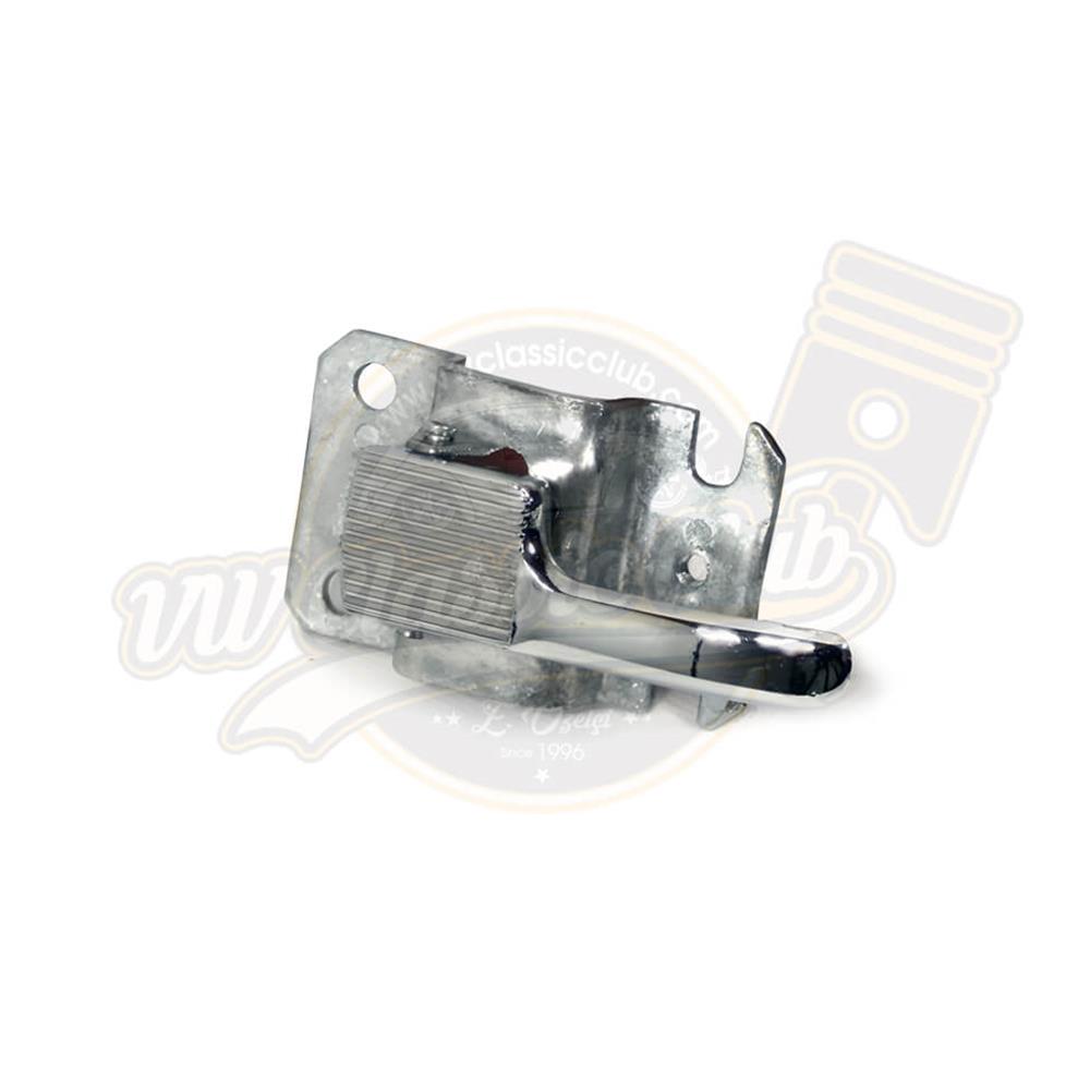 Right Interior Door Handle in Chrome
