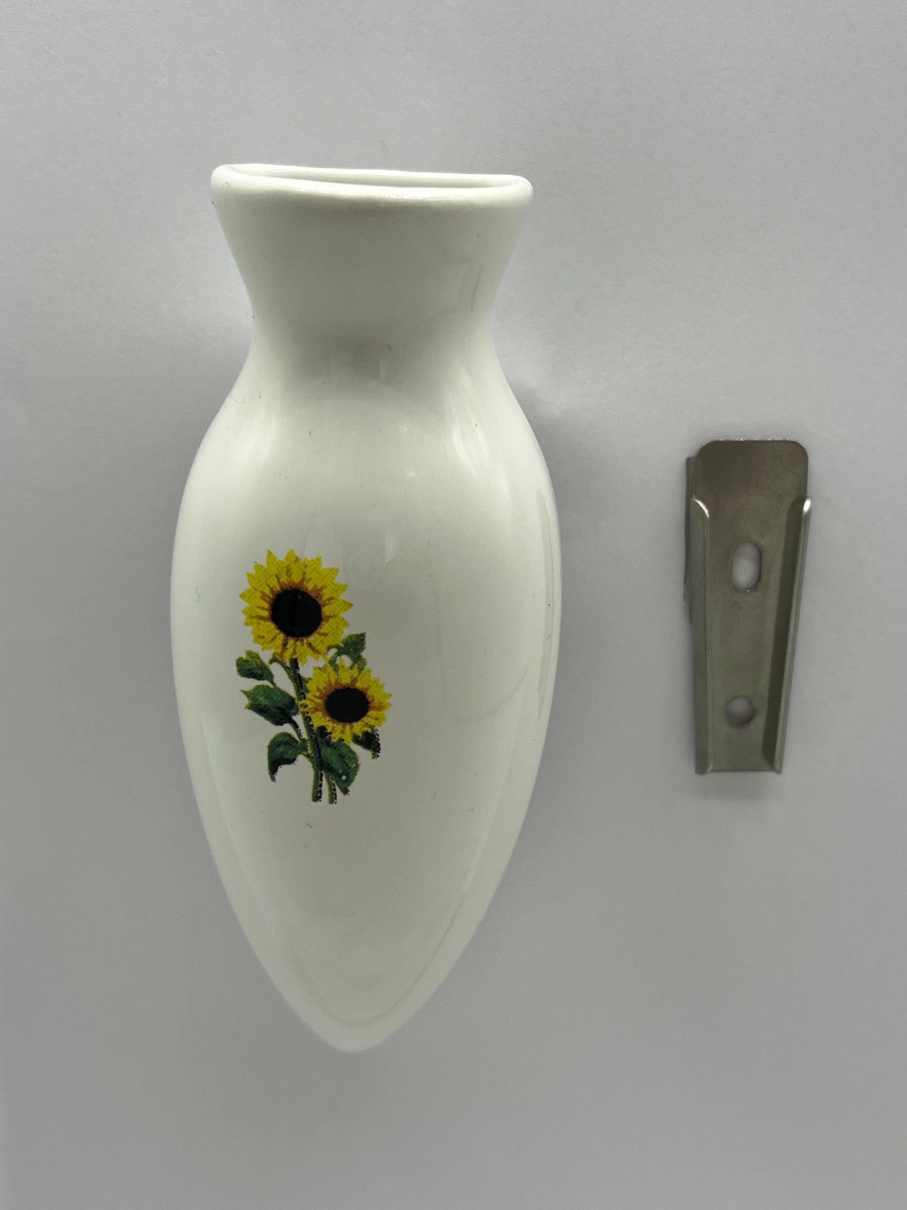 Ceramic Vase with Flower Pattern (1100-1200-1300-1302-1303-T1-T2-Karmann-Variant)