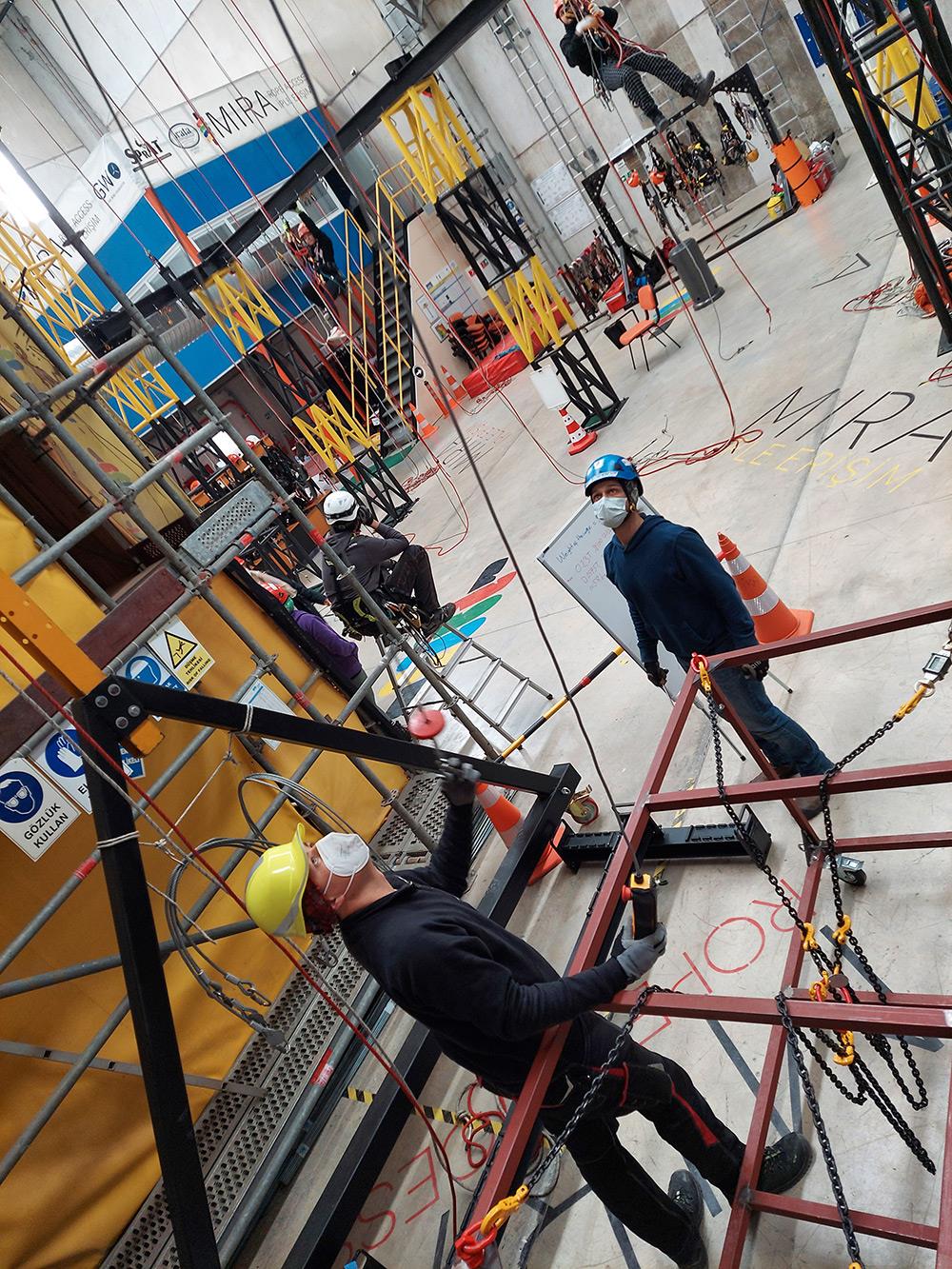 Kaldırma ve Taşıma İşlerinde Sapancı ve İşaretçi Eğitimi