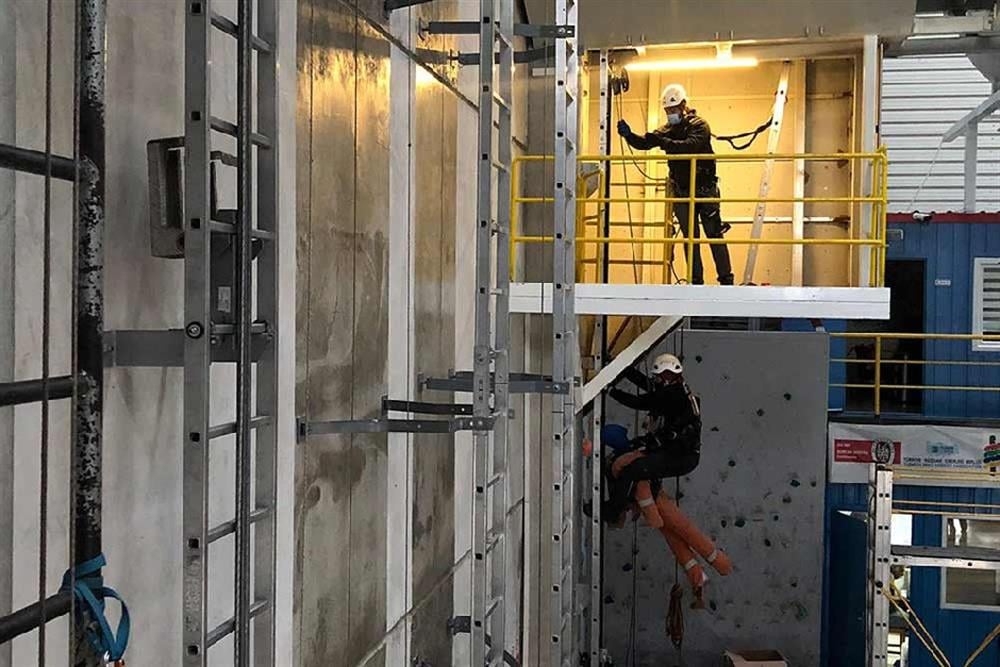 Yenileme Eğitimi GWO ART - Nacelle, Kule ve Bodrum Katı Kurtarma