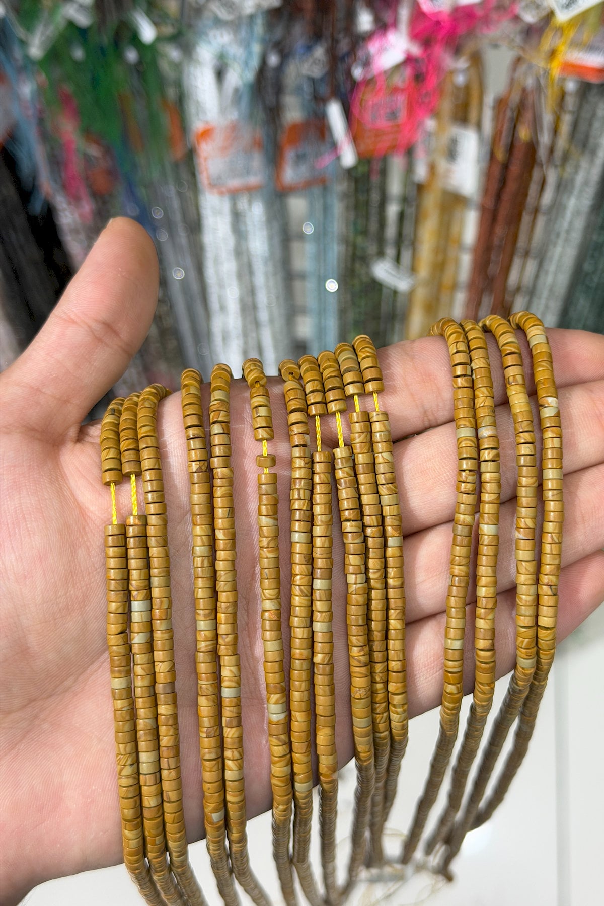 Odun Jasper Doğal Taş Dore Kesim 2x4mm Dizi