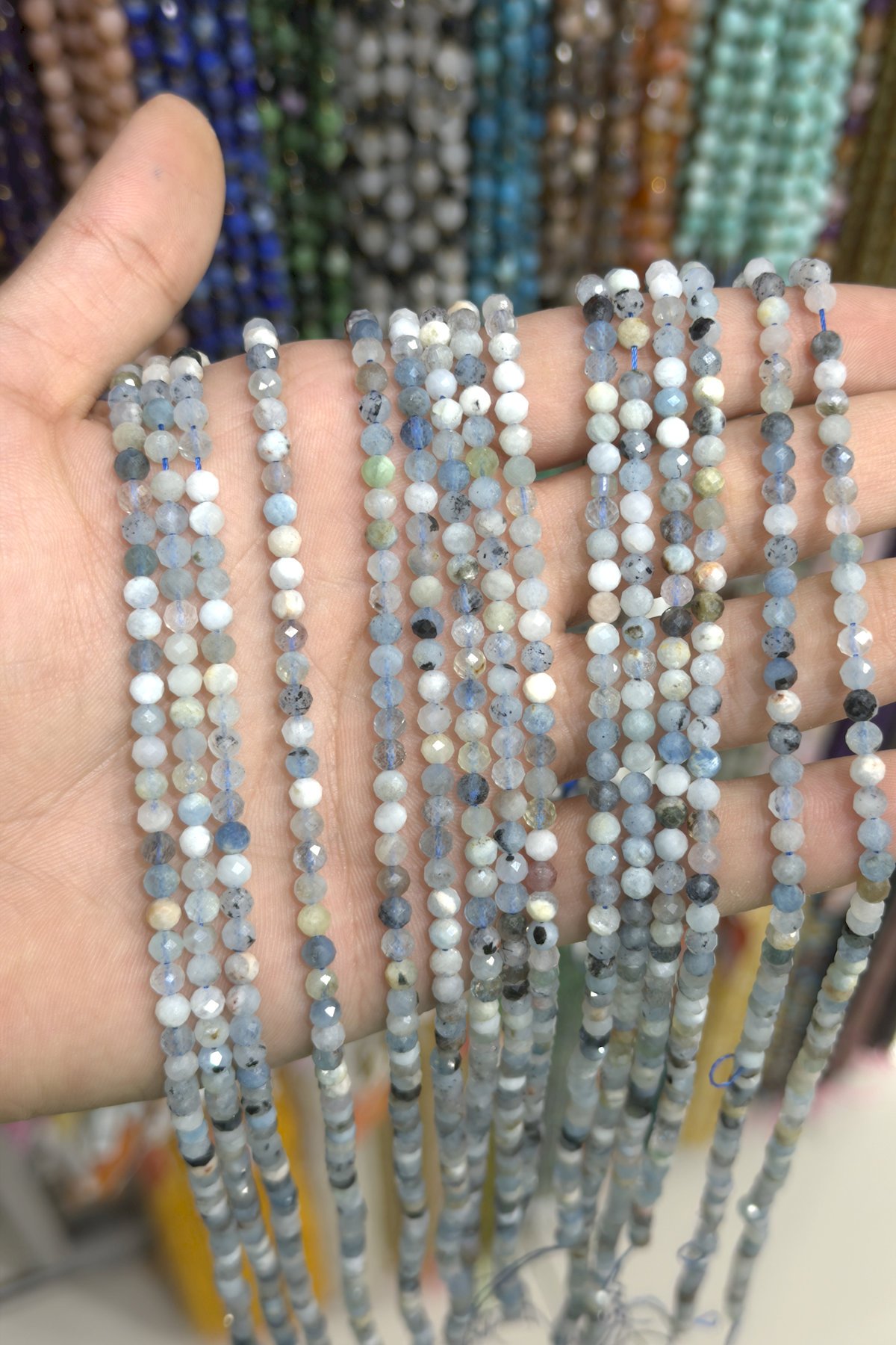 Akuamarin Taşı Küre Kesim Parlak 4mm Doğal Taş Dizi [AA]