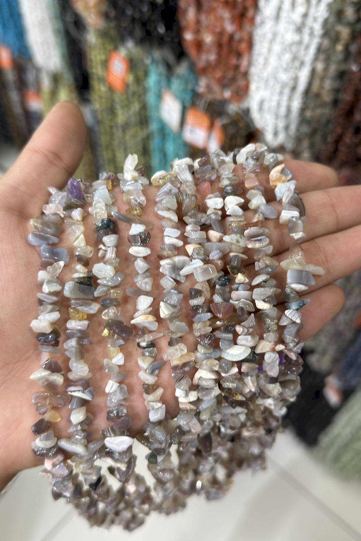 Botswana Akik Kırık Taş Orta Boy Parlak 5x8mm Doğal Taş Dizi