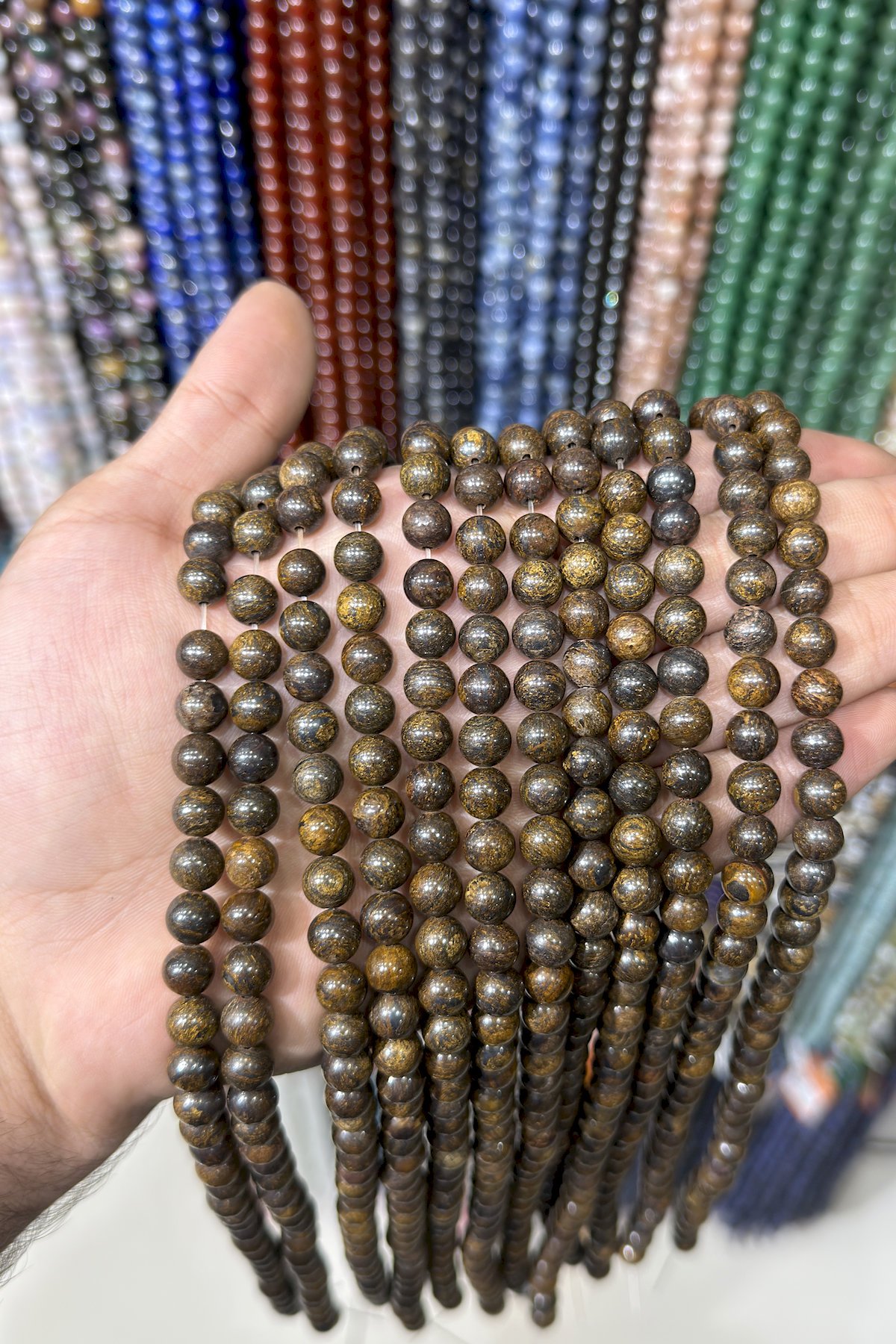 Bronzit Taşı Küre Kesim Parlak 8mm Doğal Taş Dizi
