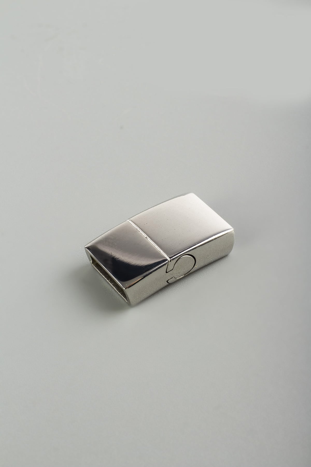 Çelik Mıknatıs Geçmeli Aparat Gümüş 10x3mm 1 PCS