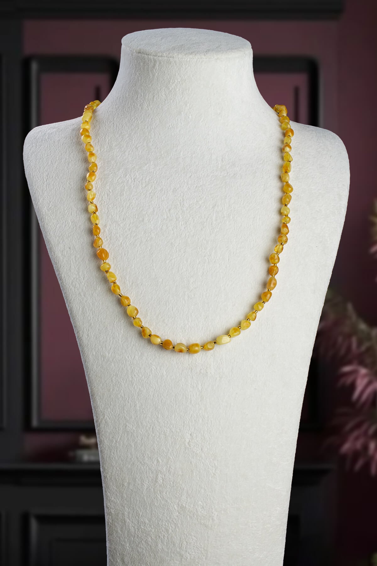 Damla Kehribar Tımbil Kesim Unisex Kolye 8,5-10,5gr
