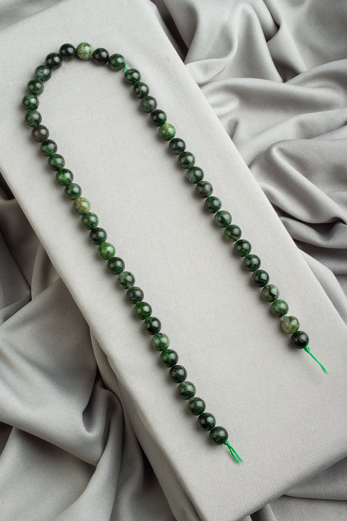 Diopsit Doğal Taş Parlak Küre Kesim 8mm Dizi [AA]