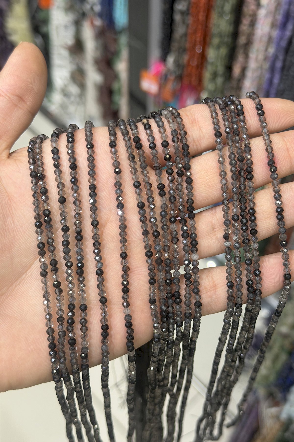 Dumanlı Kuvars Taşı Küre Kristal Kesim Parlak 3mm Doğal Taş Dizi