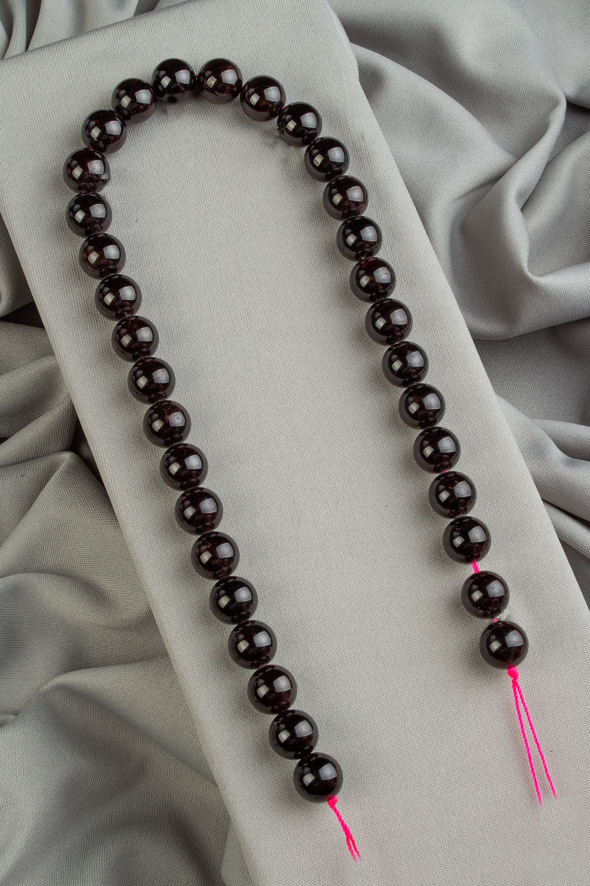 Garnet Doğal Taş Parlak Küre Kesim 12mm Dizi [AA]