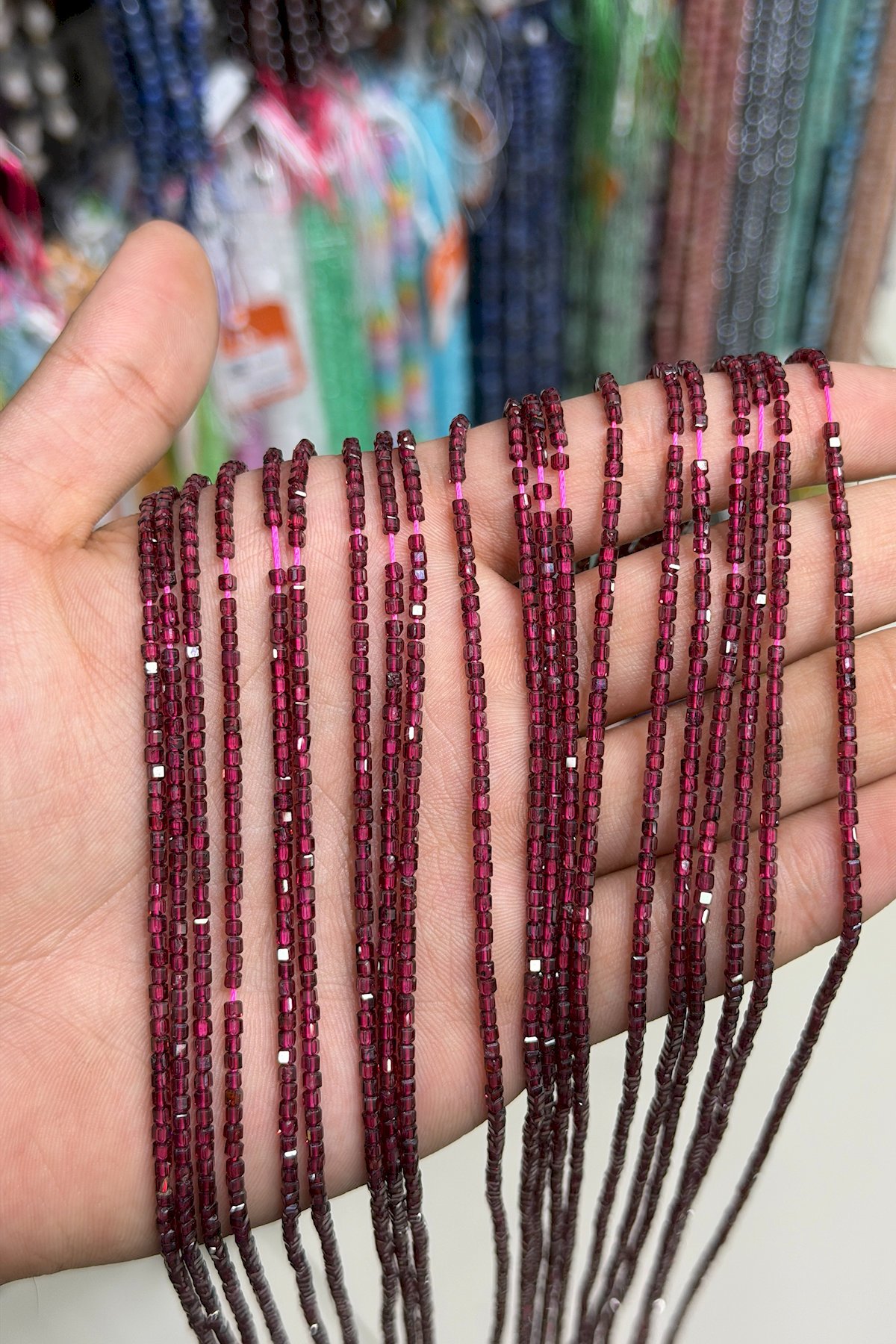 Lal Garnet Doğal Taş Faset Küp Kesim 2.5mm Dizi
