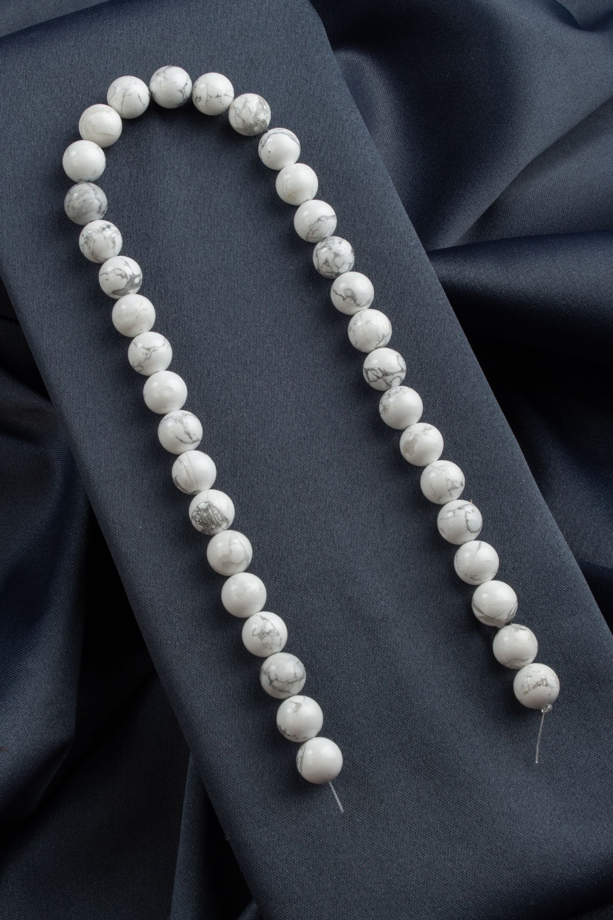 Havlit Doğal Taş  Parlak Beyaz Küre Kesim 10mm Dizi [AA]