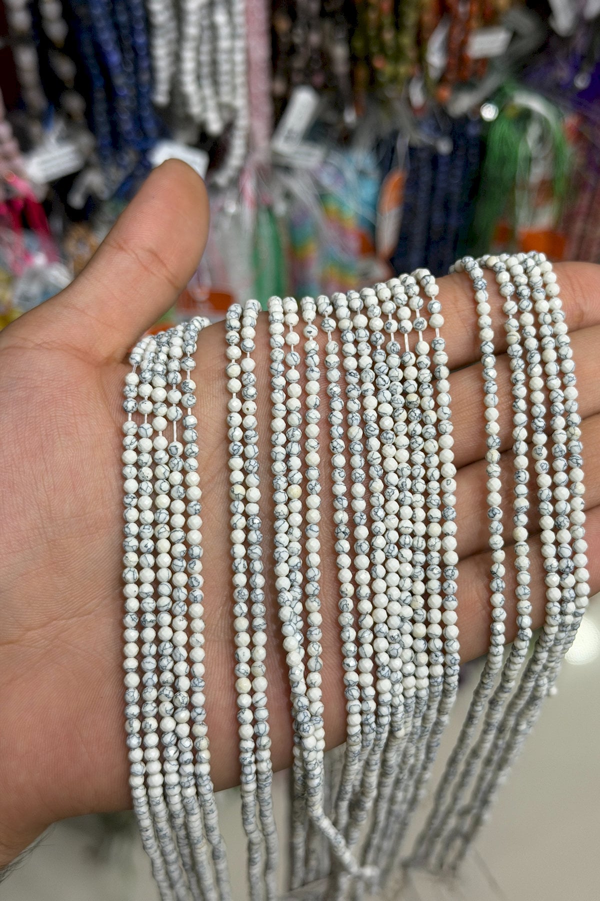 Havlit Doğal Taş Faset Küre Kesim 3mm Dizi