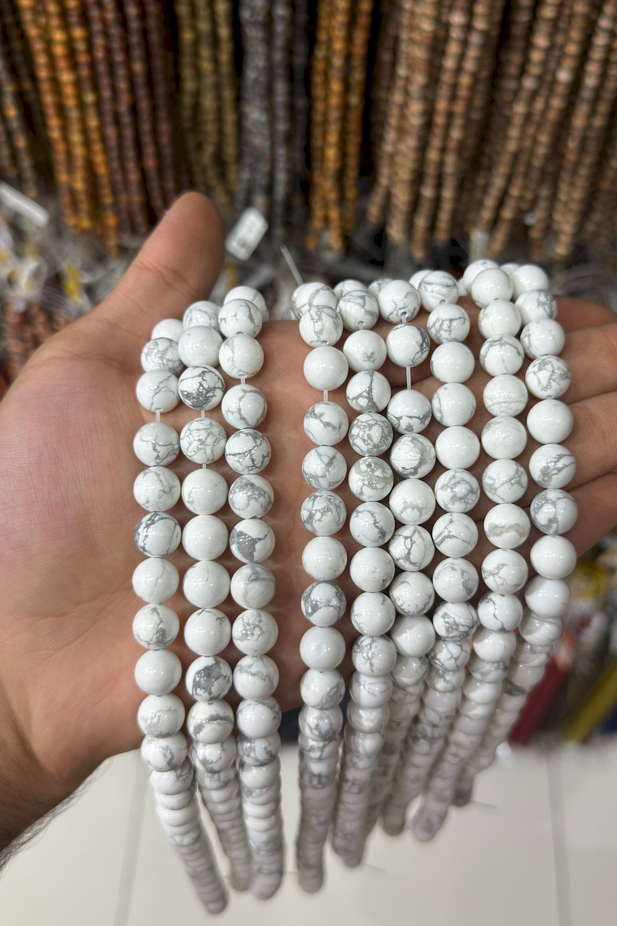Havlit Doğal Taş  Parlak Beyaz Küre Kesim 10mm Dizi AA