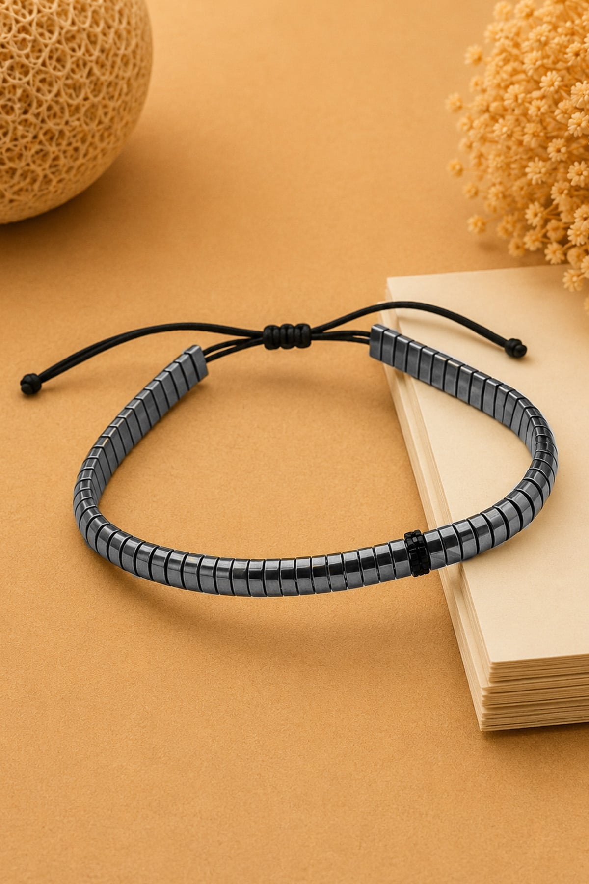 Hematit Doğal Taş Gümüş Yarım Oval Kesim Siyah Zirkonlu 6x2mm Makrome Bileklik