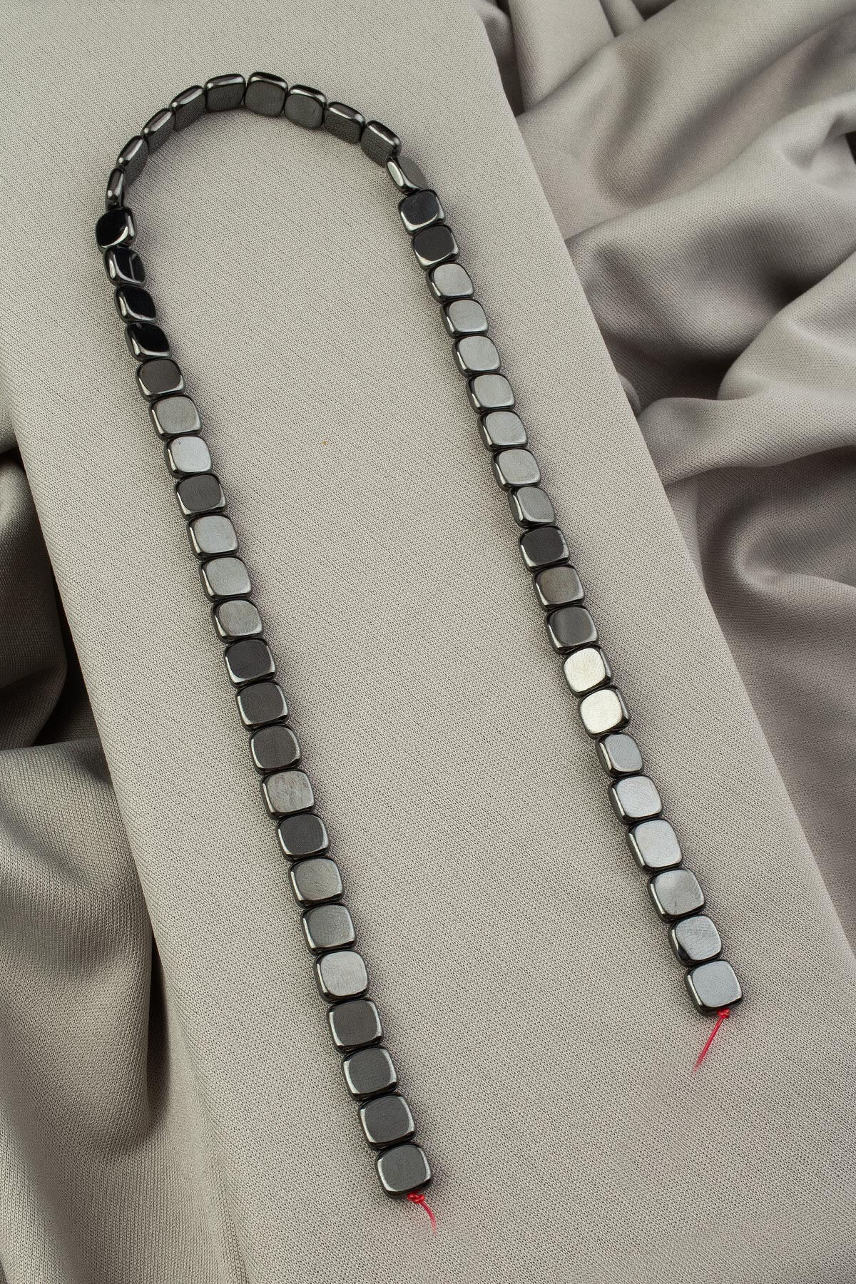 Hematit Doğal Taş Mat Füme Kare Kesim 8x8x3mm Dizi [AA]