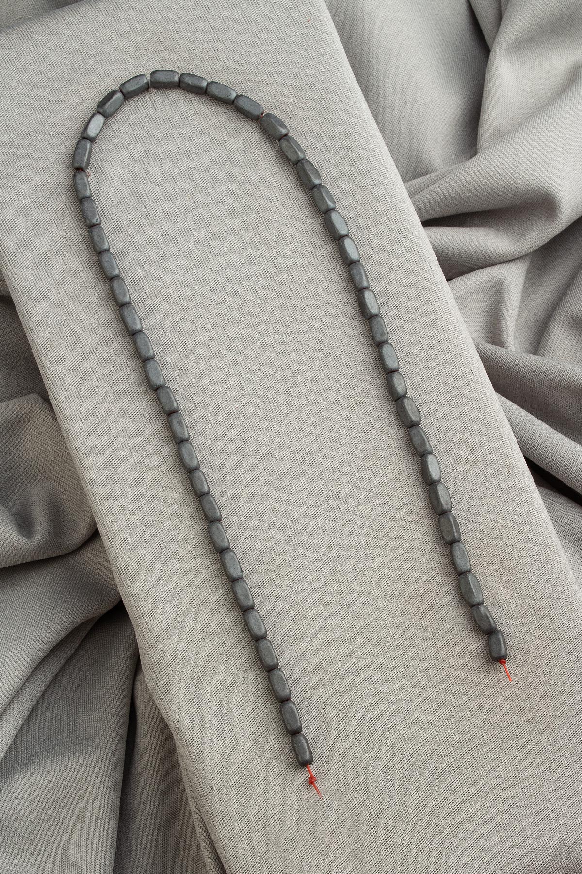 Hematit Doğal Taş Mat Gri Dikdörtgen Kesim 4x8mm Dizi [AA]