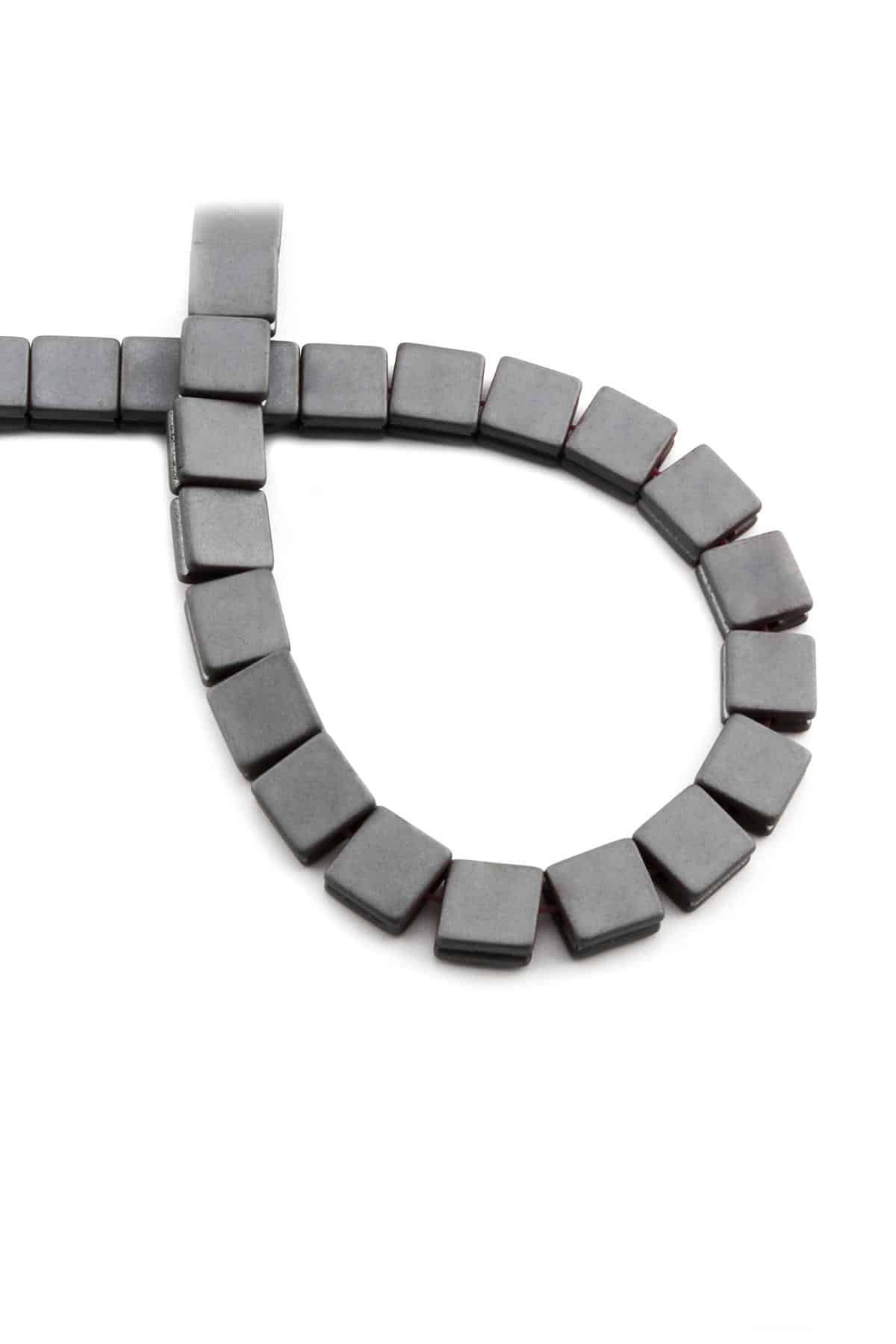 Hematit Taşı Kanallı Yassı Kare Kesim Mat Gri 8x8mm Doğal Taş Dizi