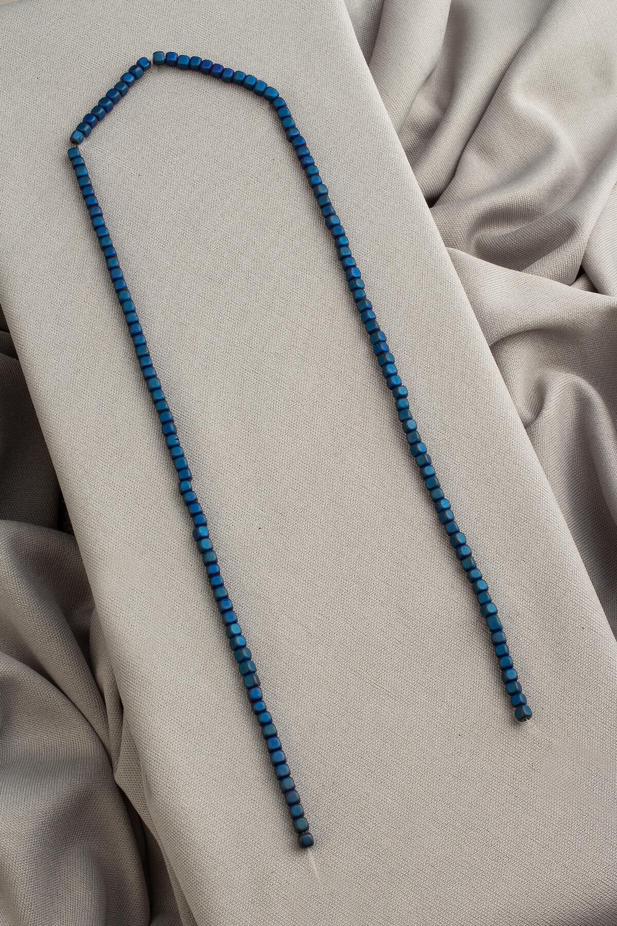 Hematit Doğal Taş Mat Mavi Küp Kesim 3x3mm Dizi [AA]
