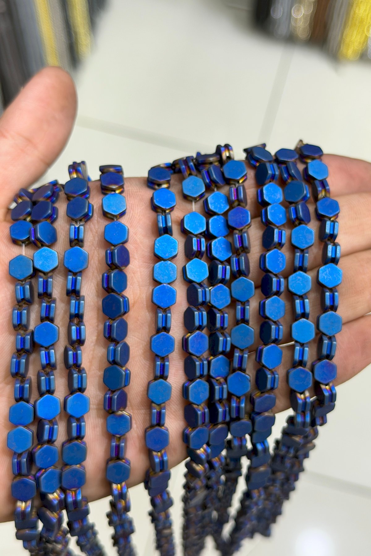 Hematit Taşı Altıgen Kanallı Kesim Mat Mavi 7x4mm Doğal Taş Dizi