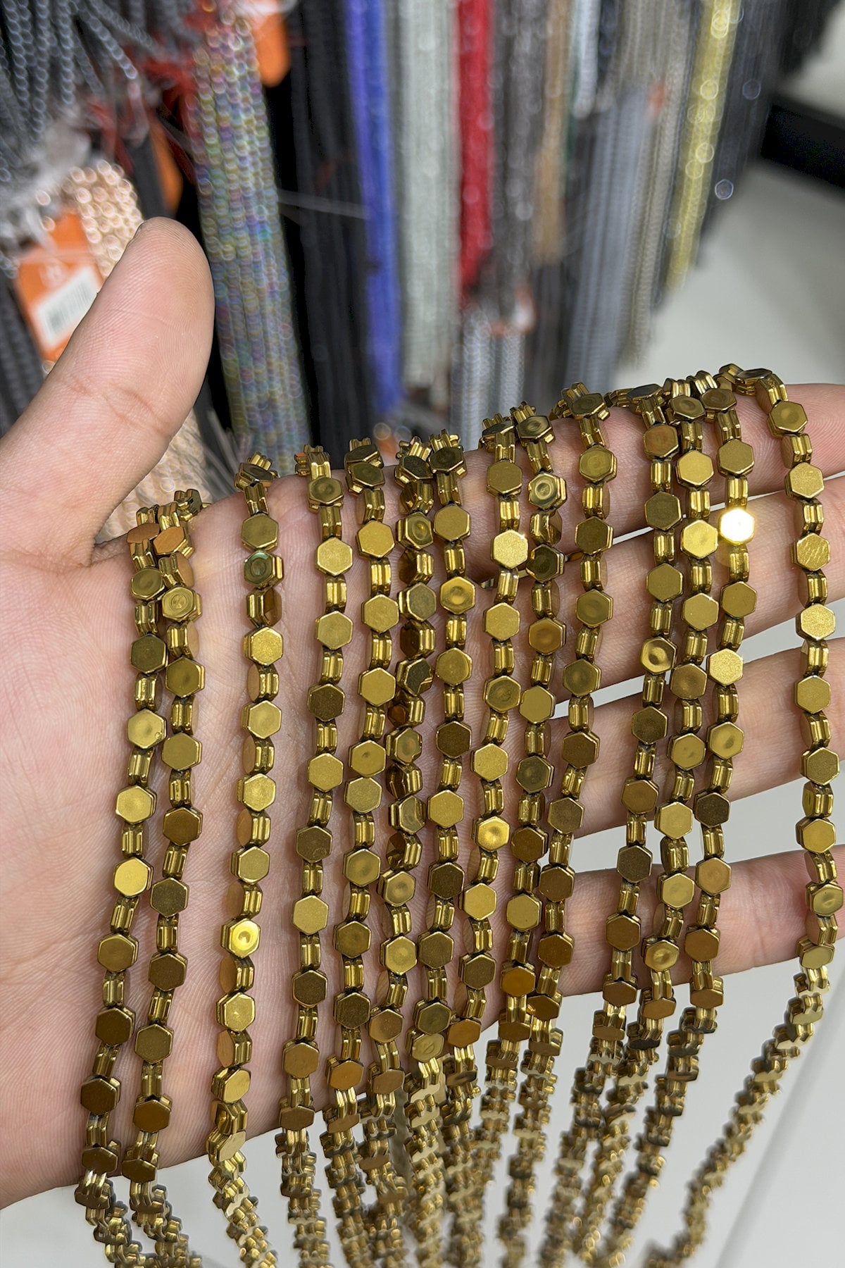 Hematit Taşı Altıgen Kesim Parlak Gold 5x5mm Doğal Taş Dizi