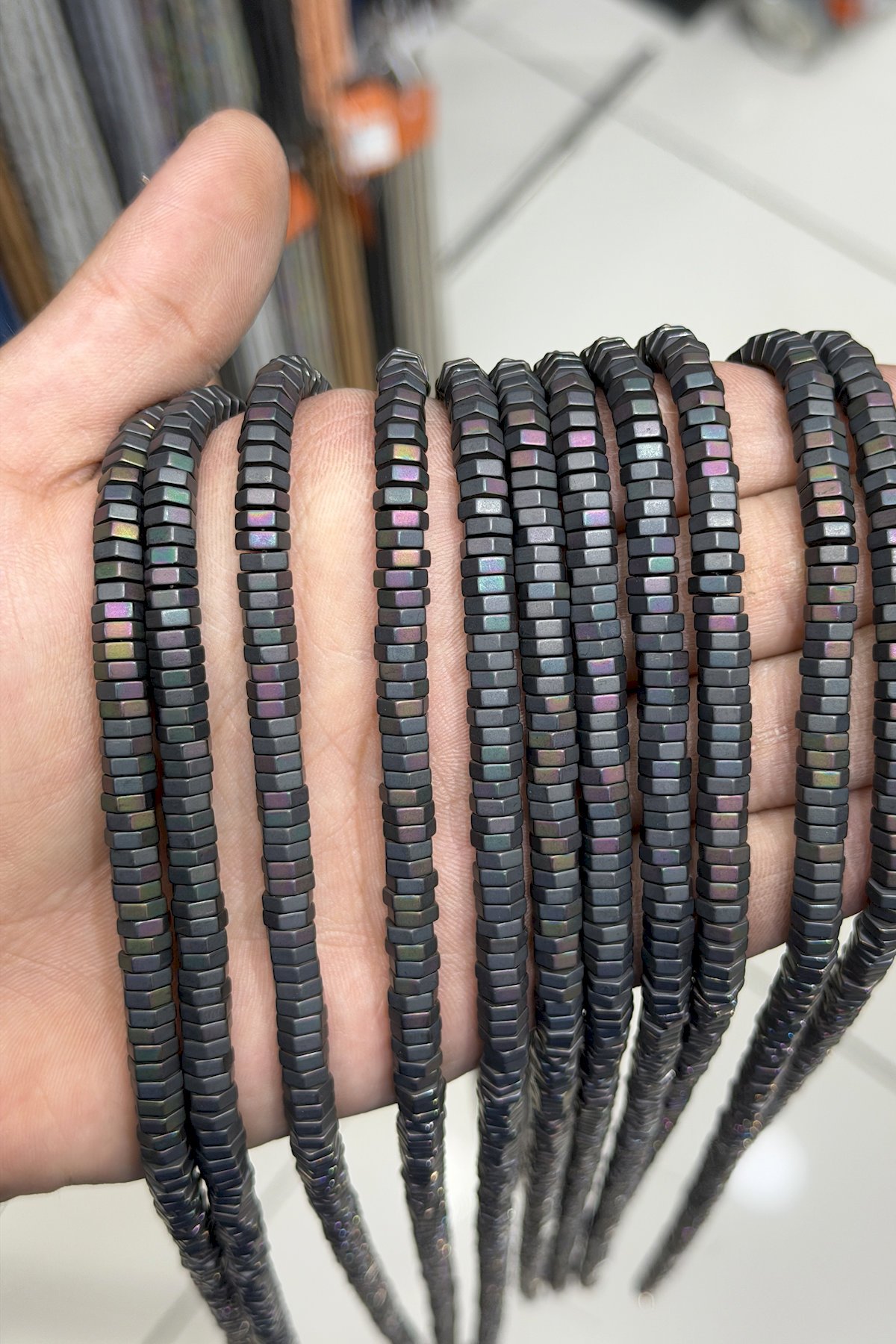 Hematit Taşı Altıgen Rondela Kesim Mat Siyah Gökkuşağı 6x2mm Doğal Taş Dizi