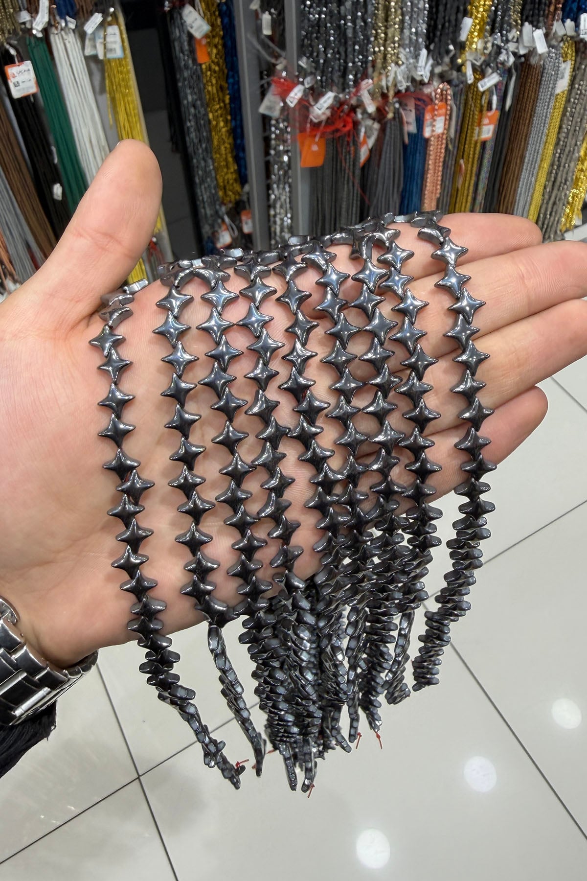 Hematit Taşı Amorf Yıldız Kesim 8x8mm- Parlak Füme Doğal Taş Dizi