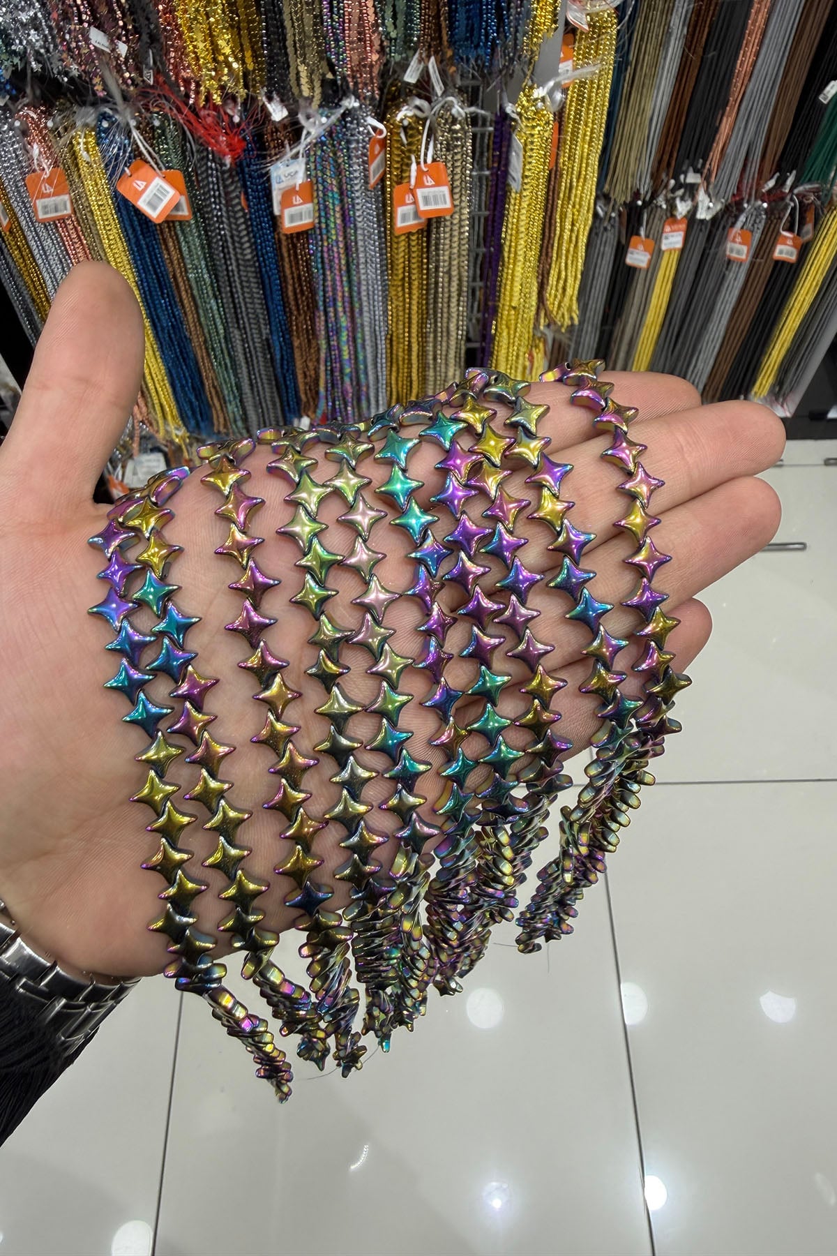 Hematit Taşı Amorf Yıldız Kesim 8x8mm- Parlak Gökkuşağı Doğal Taş Dizi