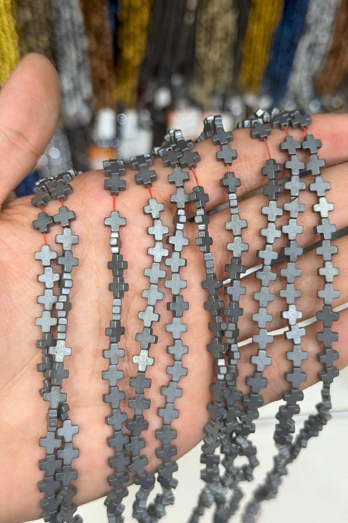 Hematit Taşı Artı Kesim Mat Gri 6x6mm Doğal Taş Dizi