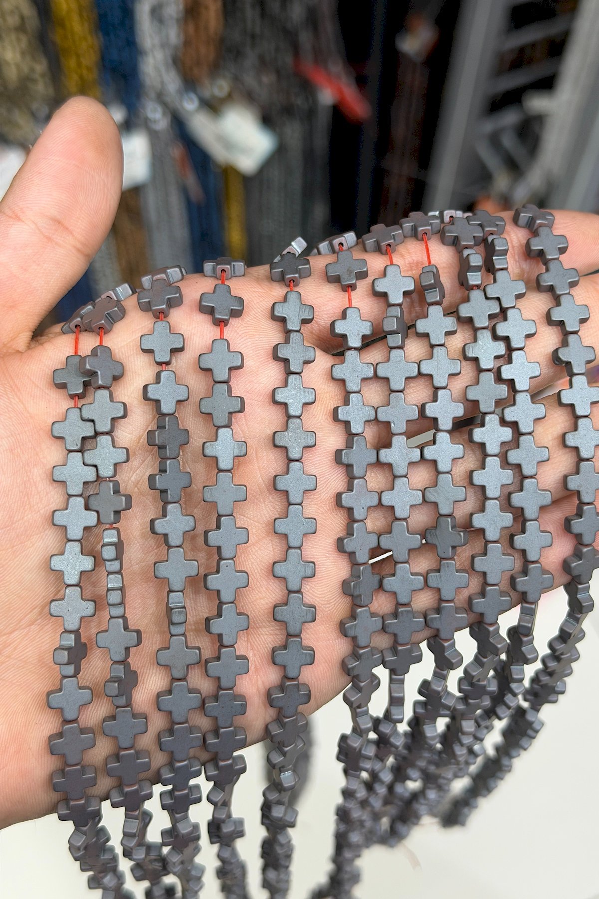 Hematit Taşı Artı Kesim Mat Gri 8x8mm Doğal Taş Dizi