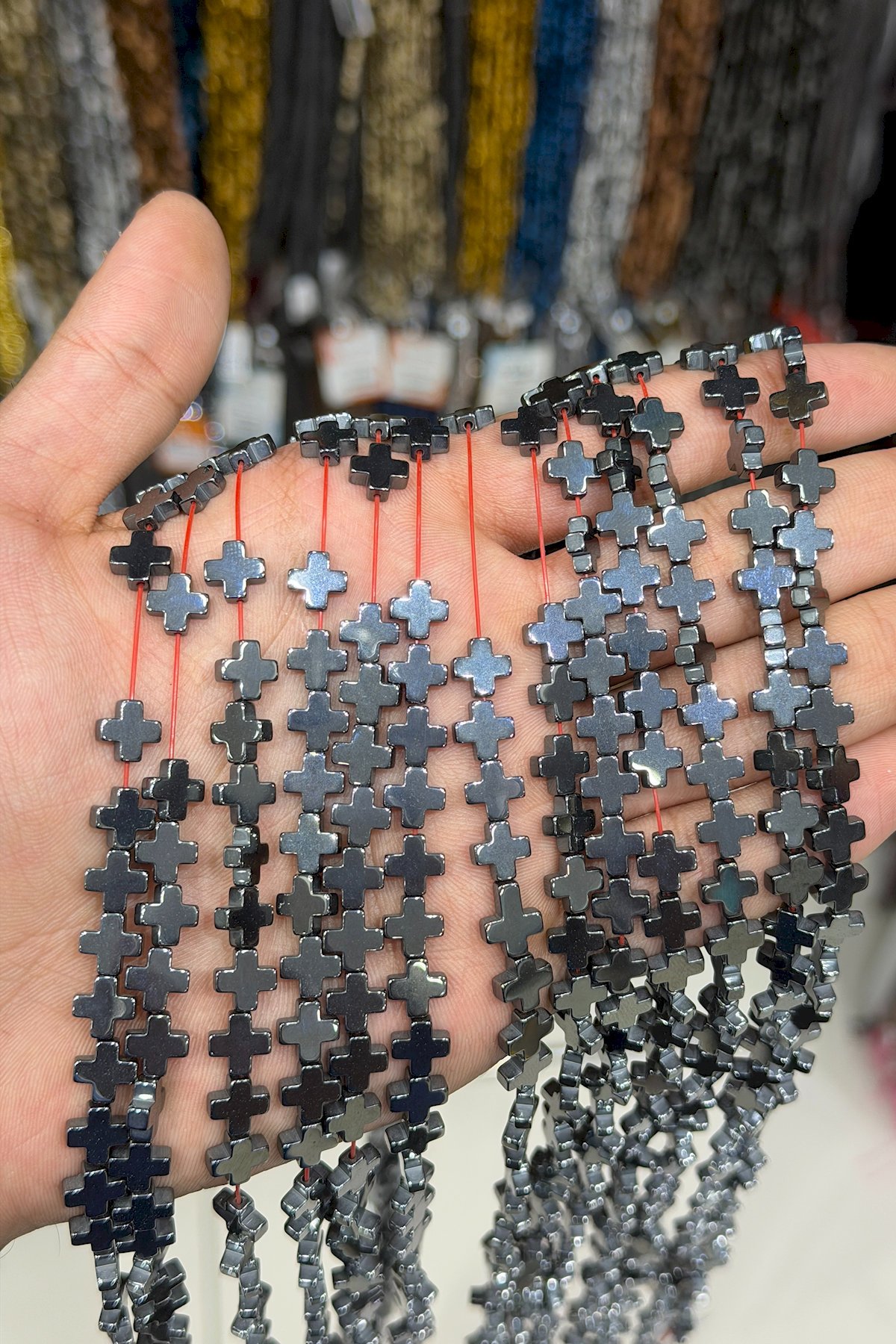 Hematit Taşı Artı Kesim Parlak Füme 8x8mm Doğal Taş Dizi