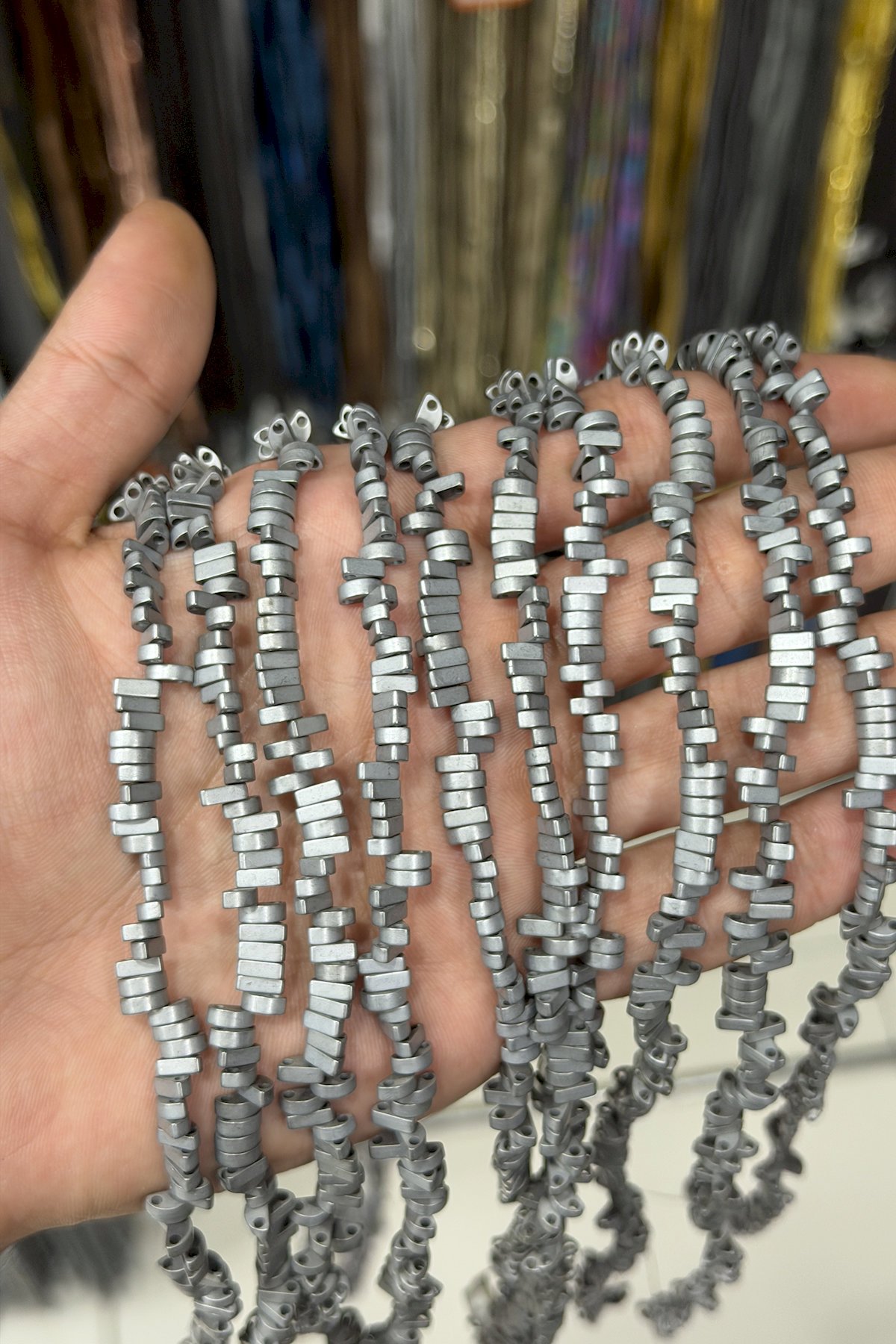 Hematit Taşı Bombeli Kesim Mat Açık Gri 6x2mm Doğal Taş Dizi
