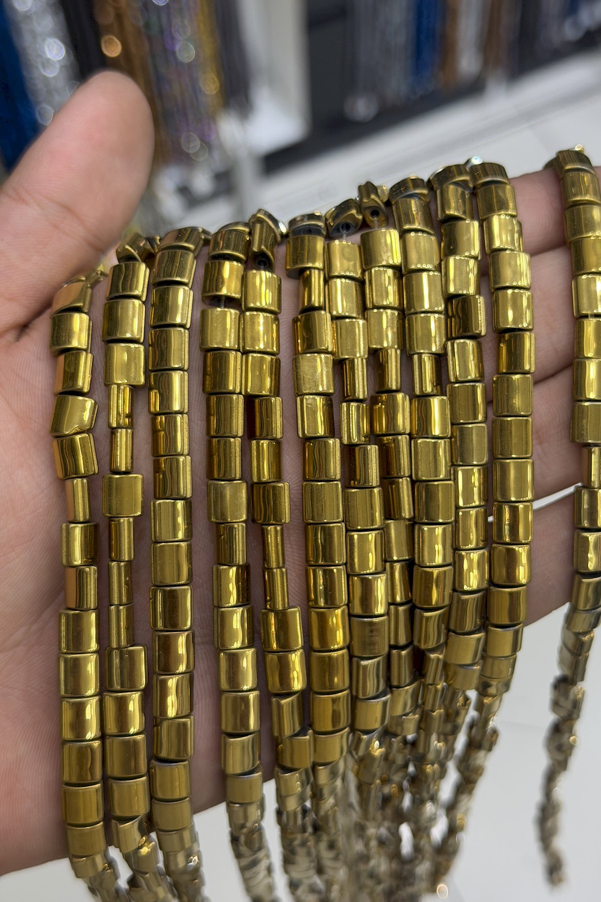 Hematit Taşı Bombeli Kesim Parlak Gold 7x7mm Doğal Taş Dizi