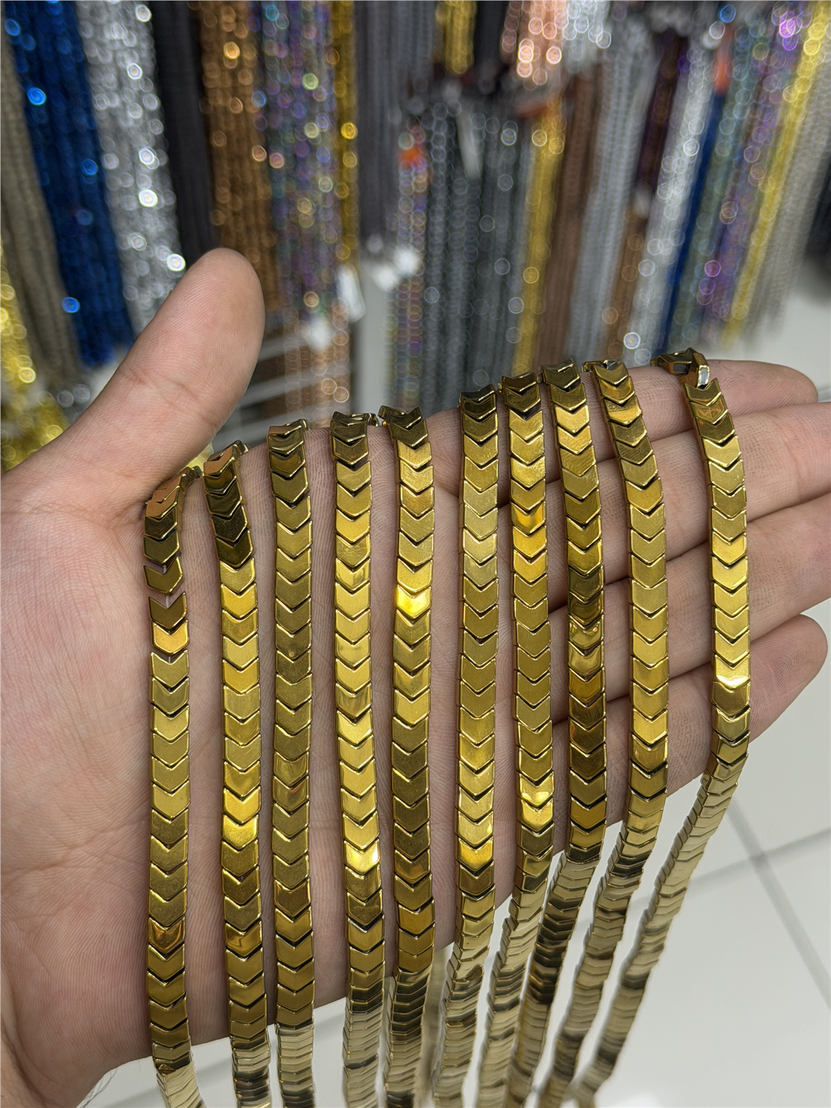 Hematit Taşı Çavuş Kesim Parlak Gold 6x3mm Doğal Taş Dizi