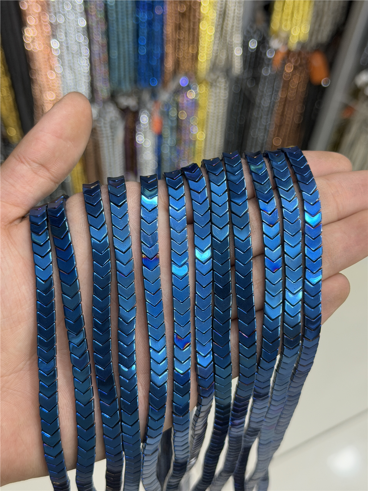 Hematit Taşı Çavuş Kesim Parlak Mavi 6x3mm Doğal Taş Dizi