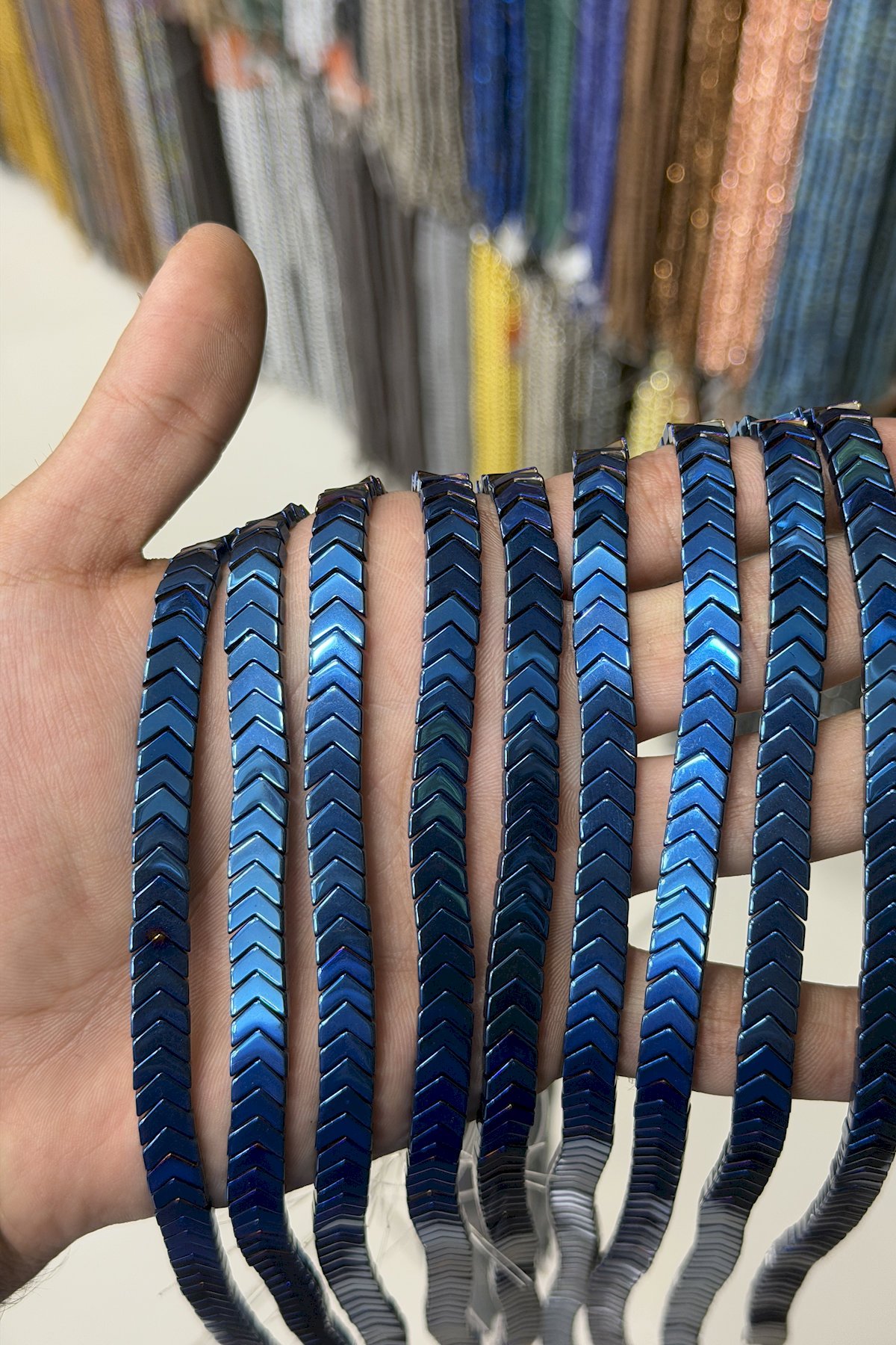 Hematit Taşı Çavuş Kesim Parlak Mavi 8x3mm Doğal Taş Dizi