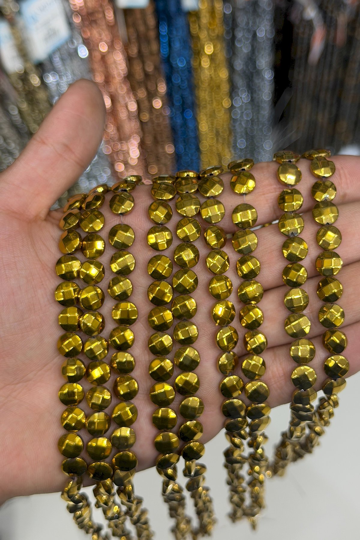 Hematit Taşı Daire Kesim Parlak Gold 8mm Doğal Taş Dizi
