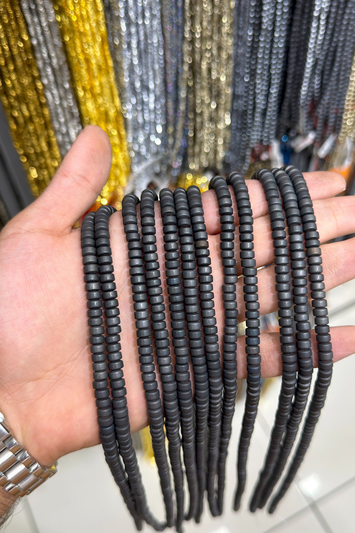 Hematit Taşı Daire Kesim Siyah 6x4mm Doğal Taş Dizi