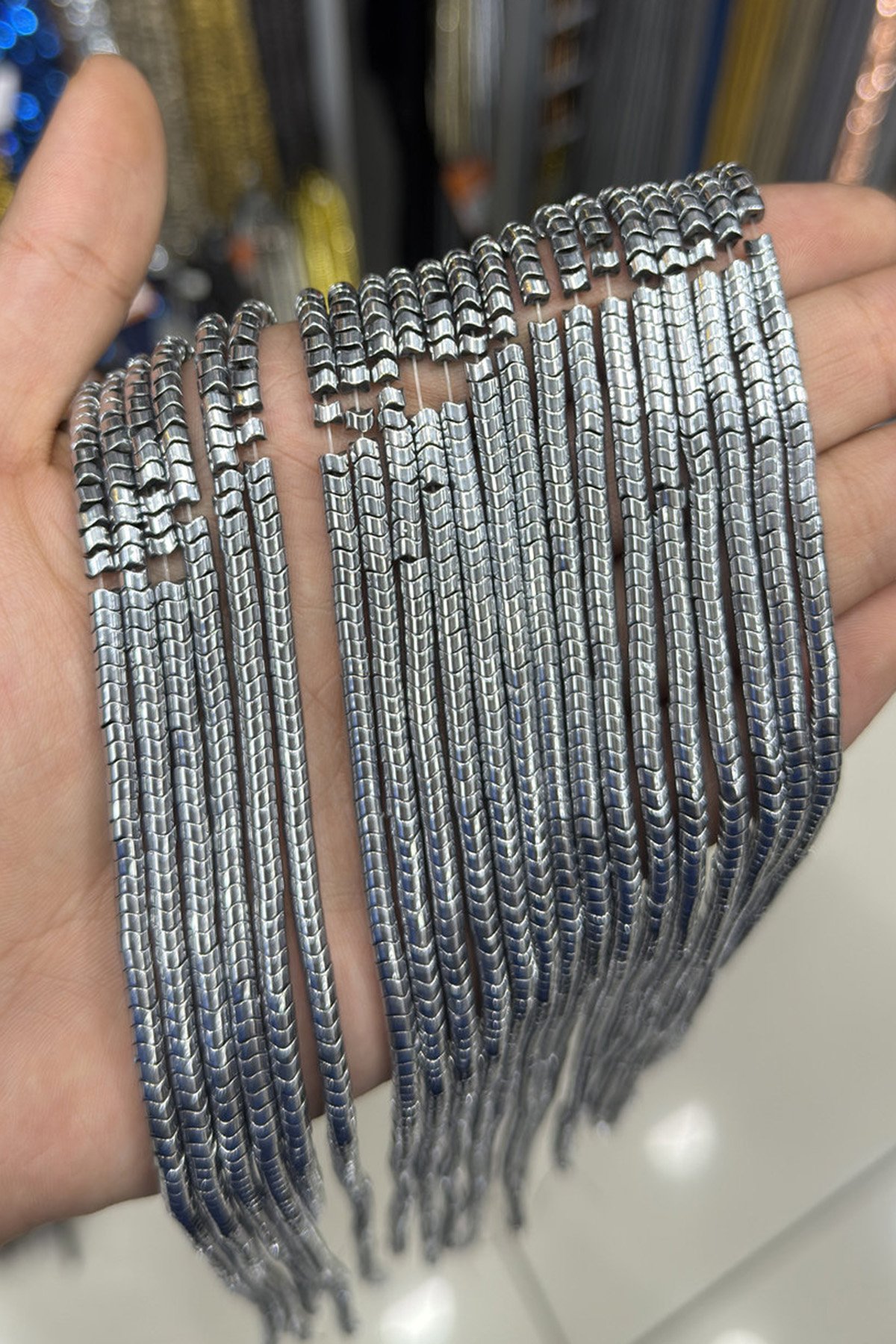 Hematit Taşı Dalgalı Kesim Parlak Gümüş 4x2mm Doğal Taş Dizi