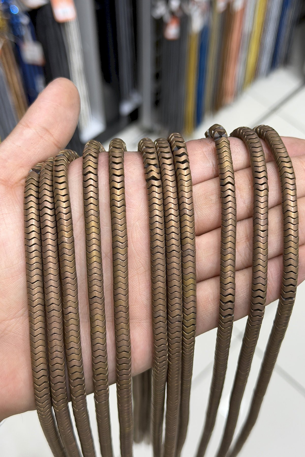 Hematit Taşı Dalgalı Rondela Kesim Mat Kahverengi 6x2mm Doğal Taş Dizi