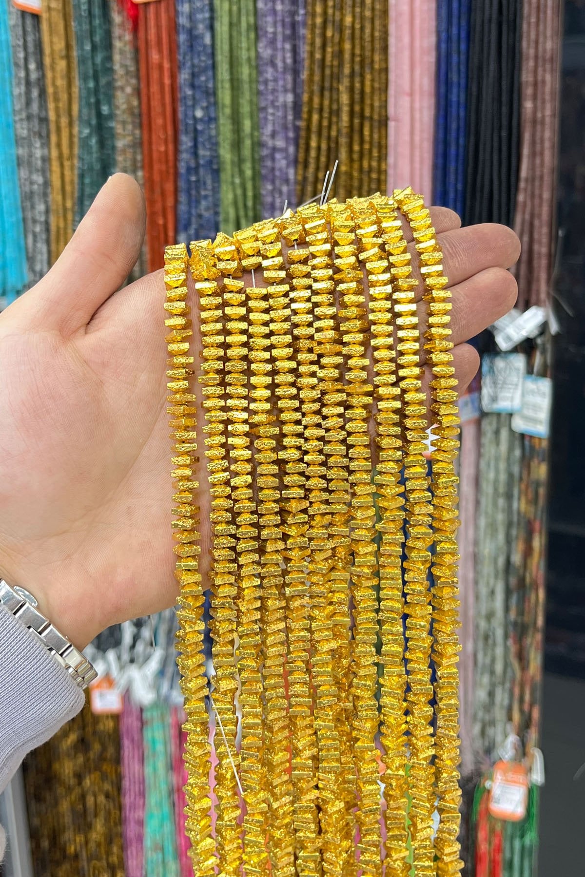 Hematit Taşı Dikdörtgen Kesim 4x6mm-Pütürlü Sarı Doğal Taş Dizi