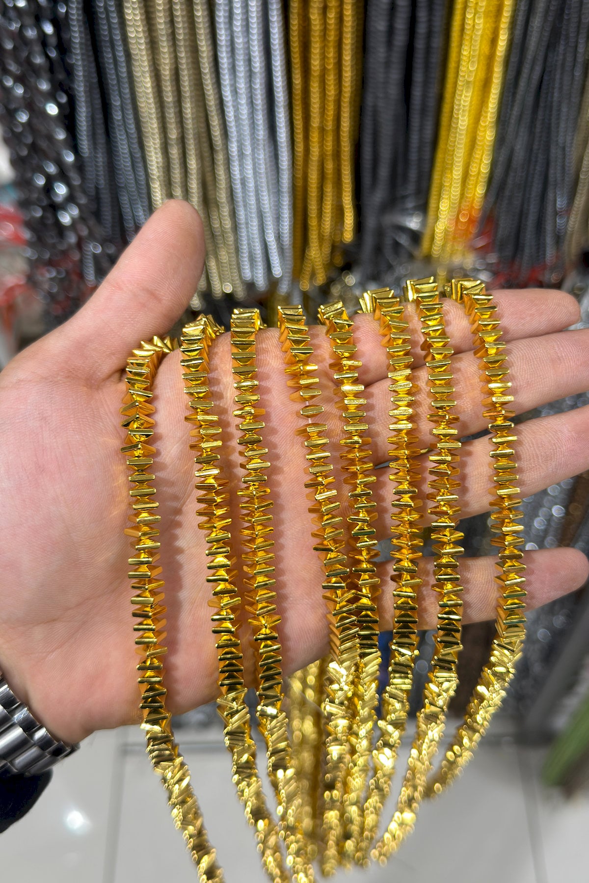 Hematit Taşı Dikdörtgen Kesim 4x6mm- Altın Sarı Doğal Taş Dizi