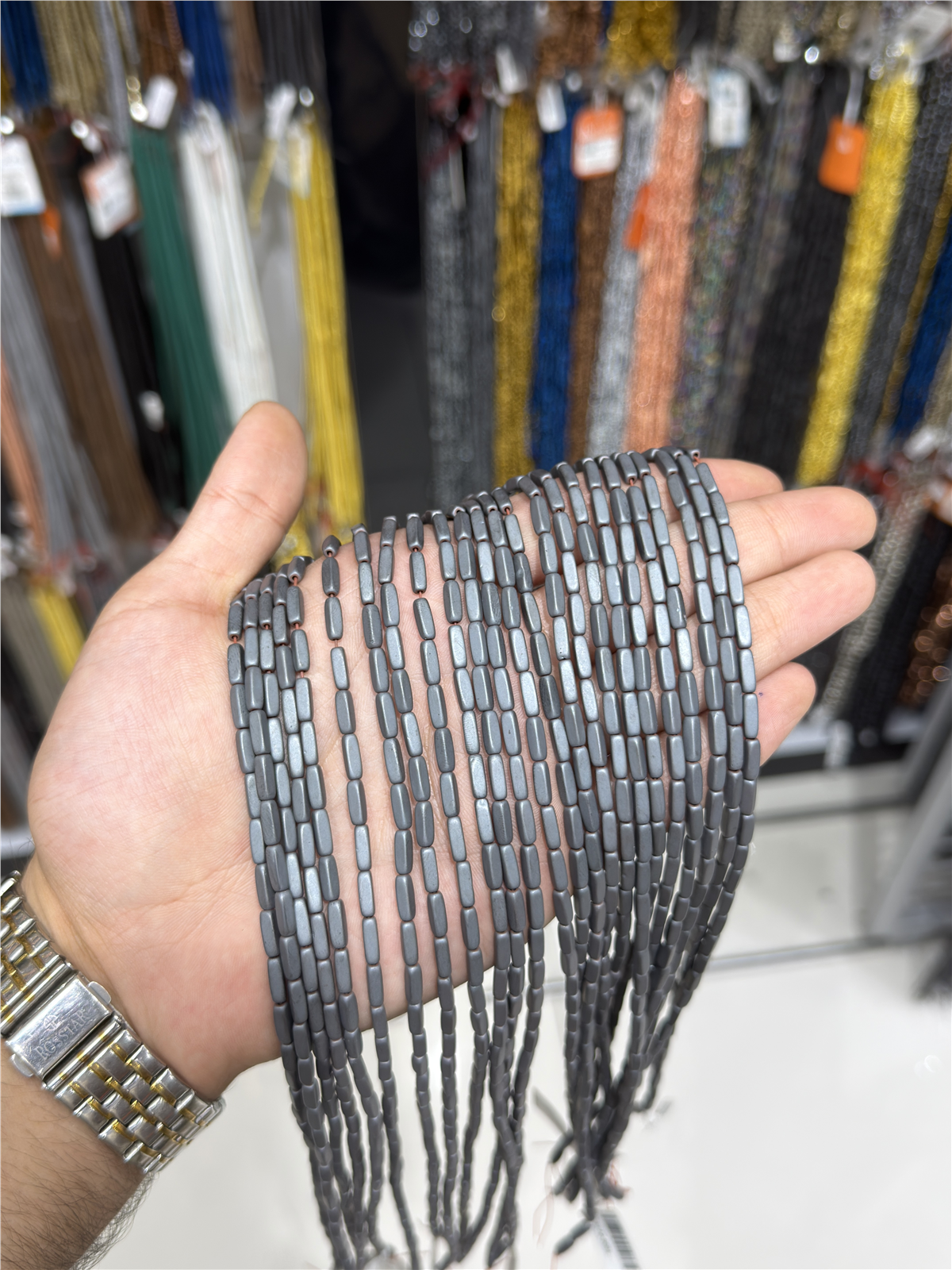Hematit Taşı Dikdörtgen Kesim Mat Gri 4x8mm Doğal Taş Dizi