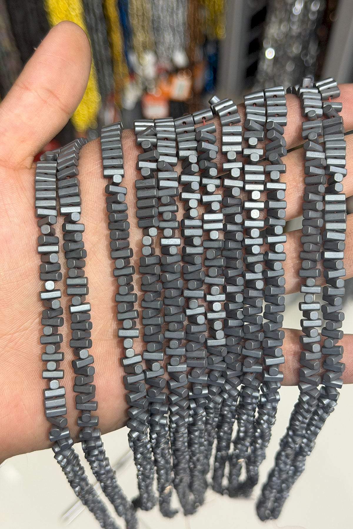 Hematit Taşı Dikdörtgen Kesim Mat Gri 3x5mm Doğal Taş Dizi