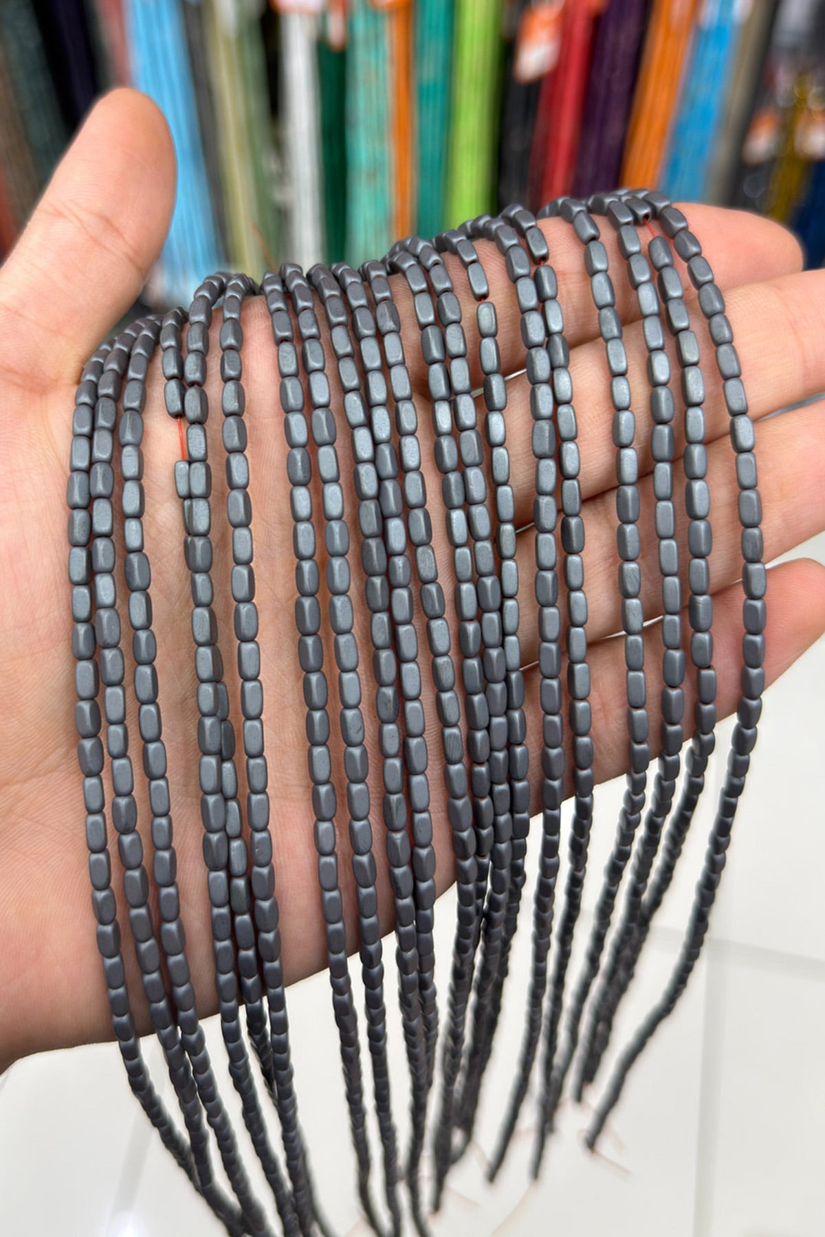 Hematit Taşı Dikdörtgen Kesim Mat Gri 3x5mm Doğal Taş Dizi