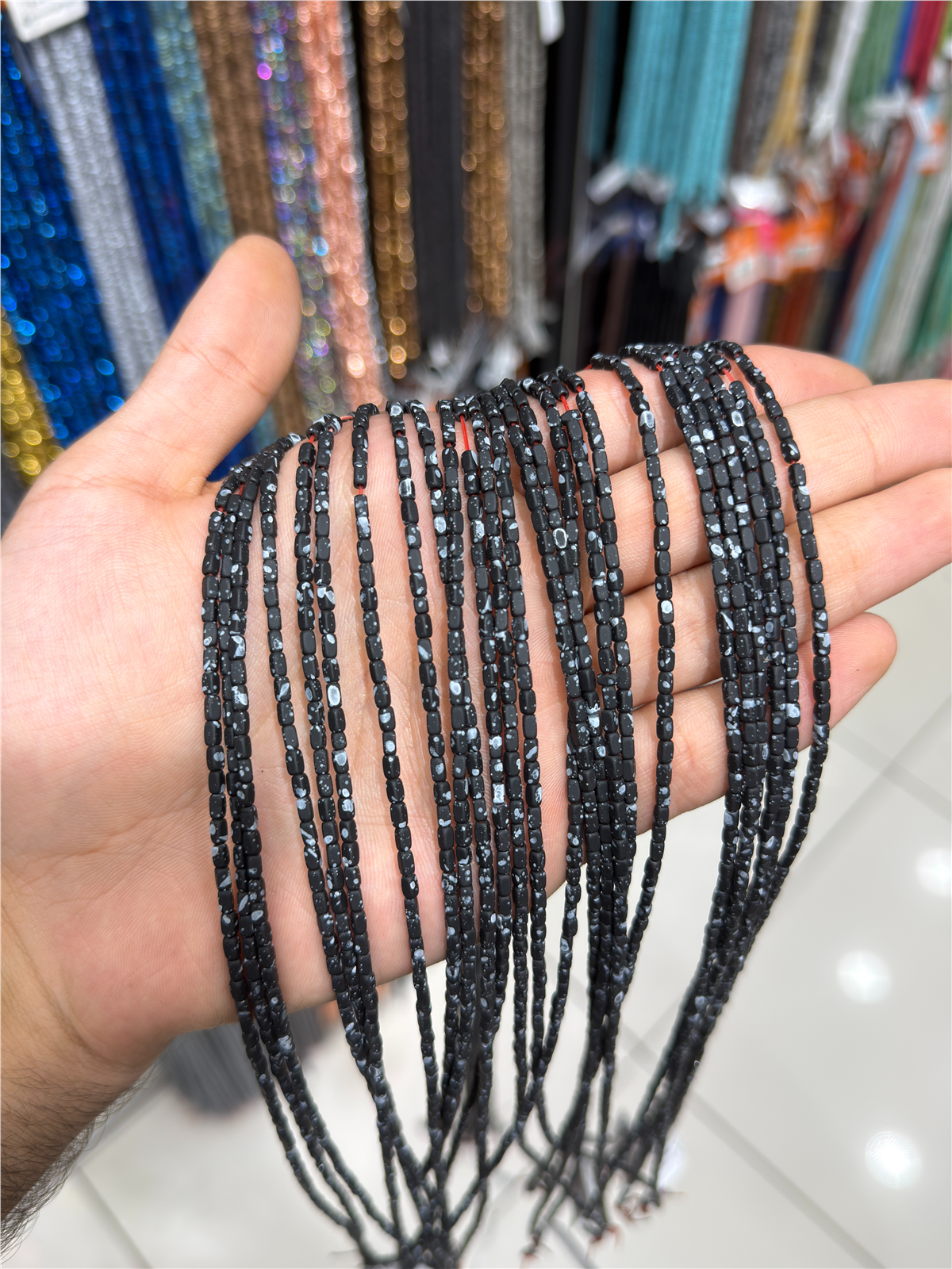 Hematit Taşı Dikdörtgen Kesim Mat Siyah 2x4mm Doğal Taş Dizi