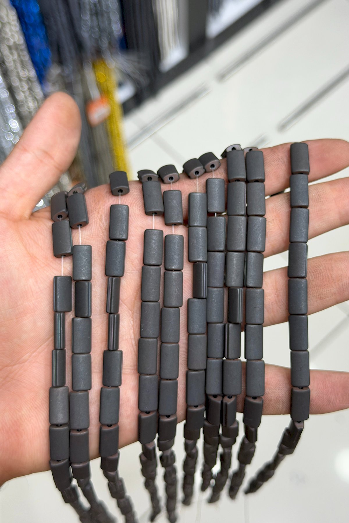 Hematit Taşı Dikdörtgen Kesim Mat Siyah 7x13mm Doğal Taş Dizi