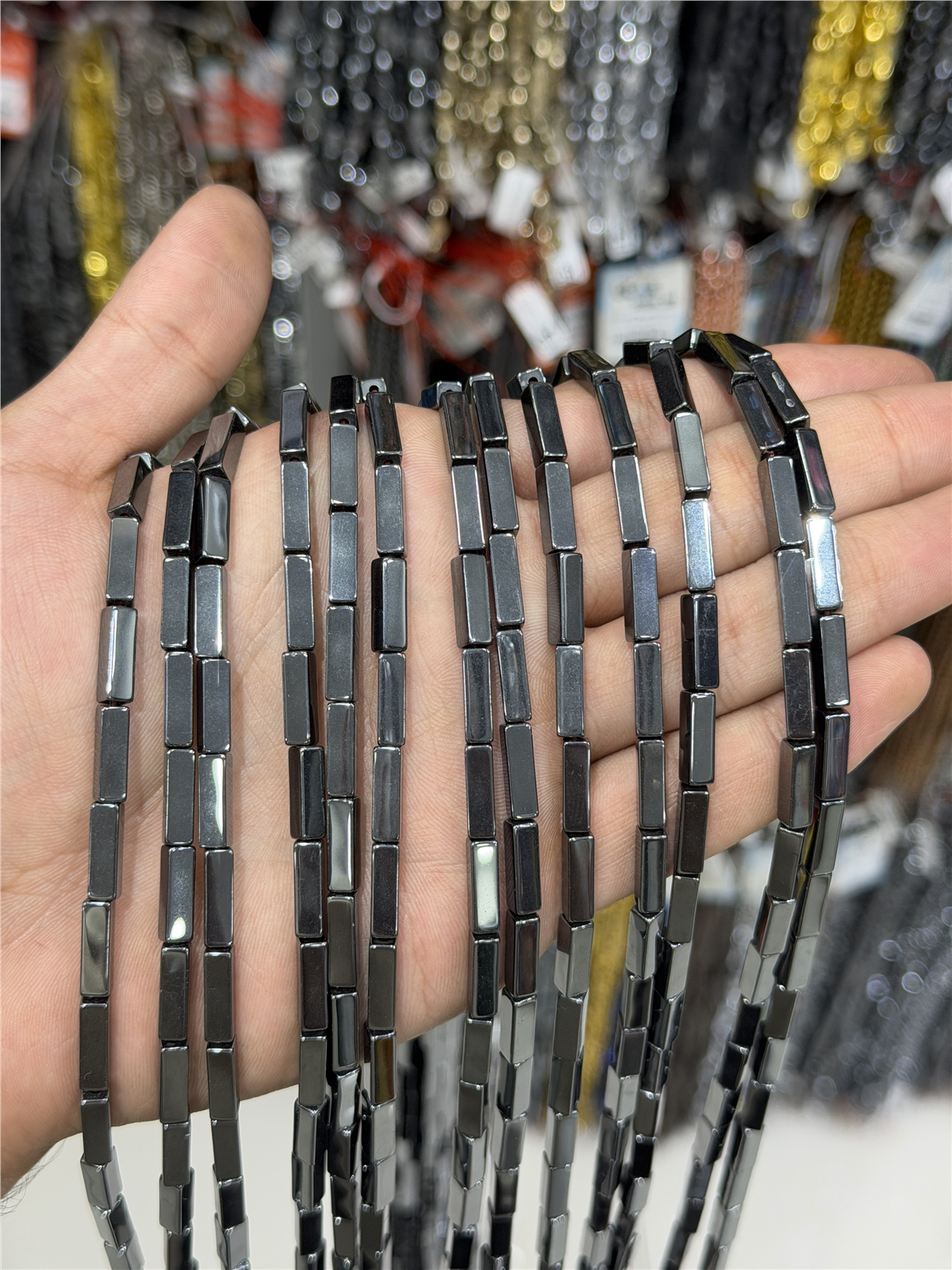 Hematit Taşı Dikdörtgen Kesim Parlak Füme 4x13mm Doğal Taş Dizi