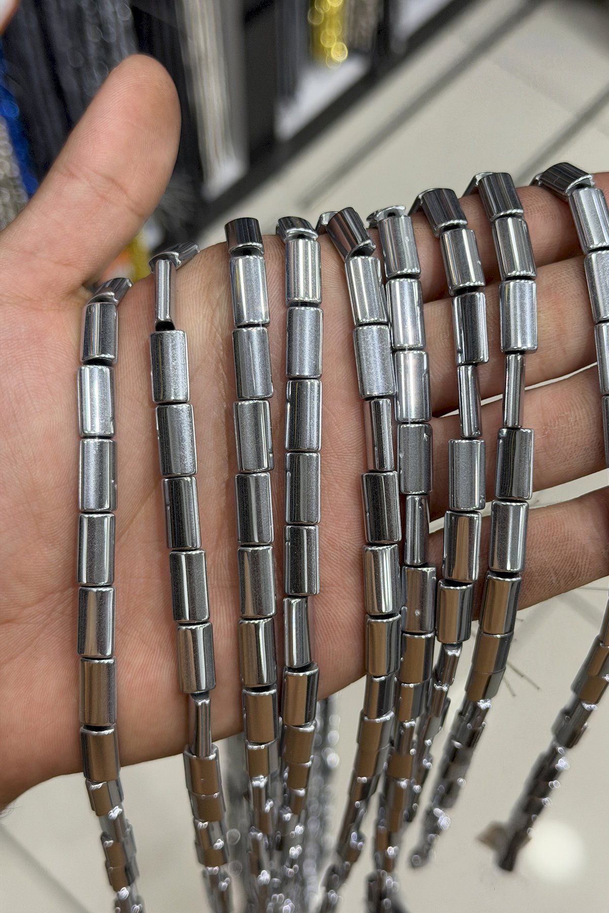 Hematit Taşı Dikdörtgen Kesim Parlak Gümüş 7x13mm Doğal Taş Dizi