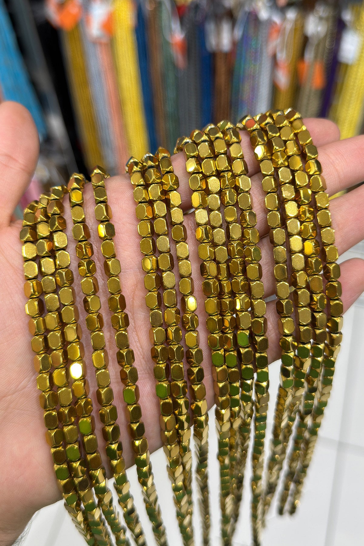 Hematit Taşı Dikdörtgen Kesim Parlak Gold 4x6mm Doğal Taş Dizi