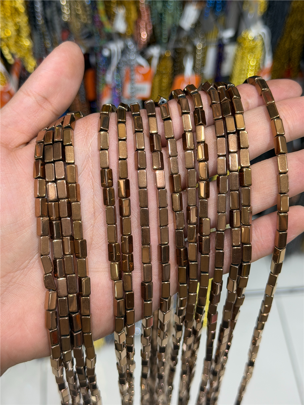 Hematit Taşı Dikdörtgen Kesim Parlak Kahverengi 4x8mm Doğal Taş Dizi